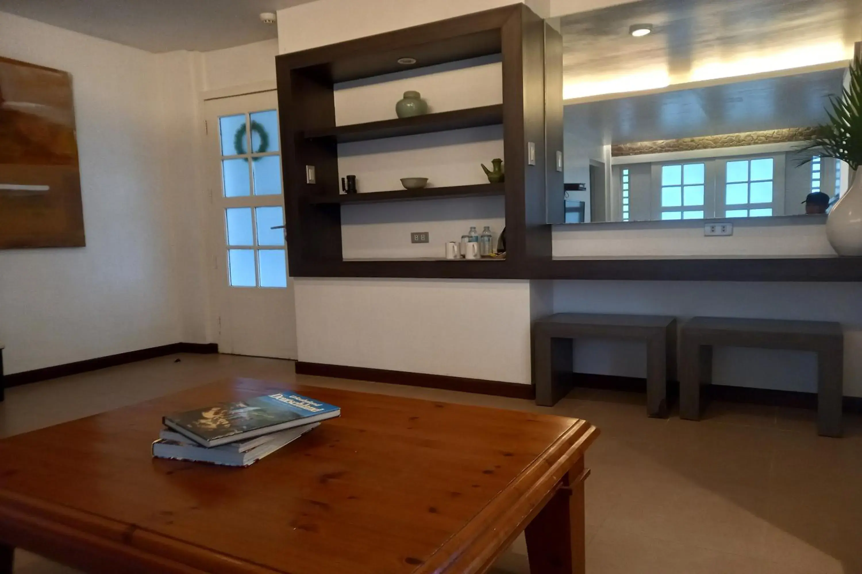 Superior King Room in T House Tagaytay Superior King Room in T House Tagaytay