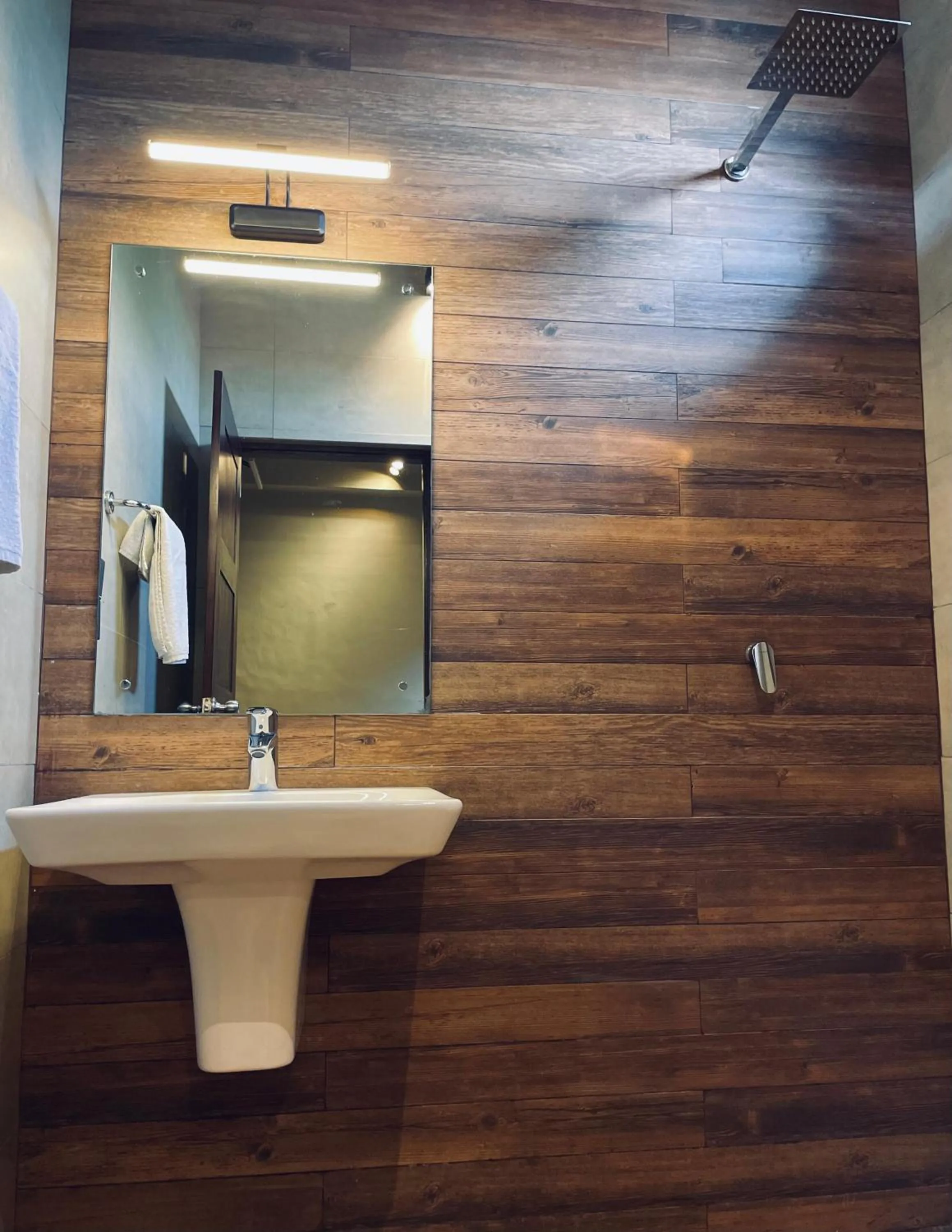 Public Bath in Hidden Negombo By Sana's