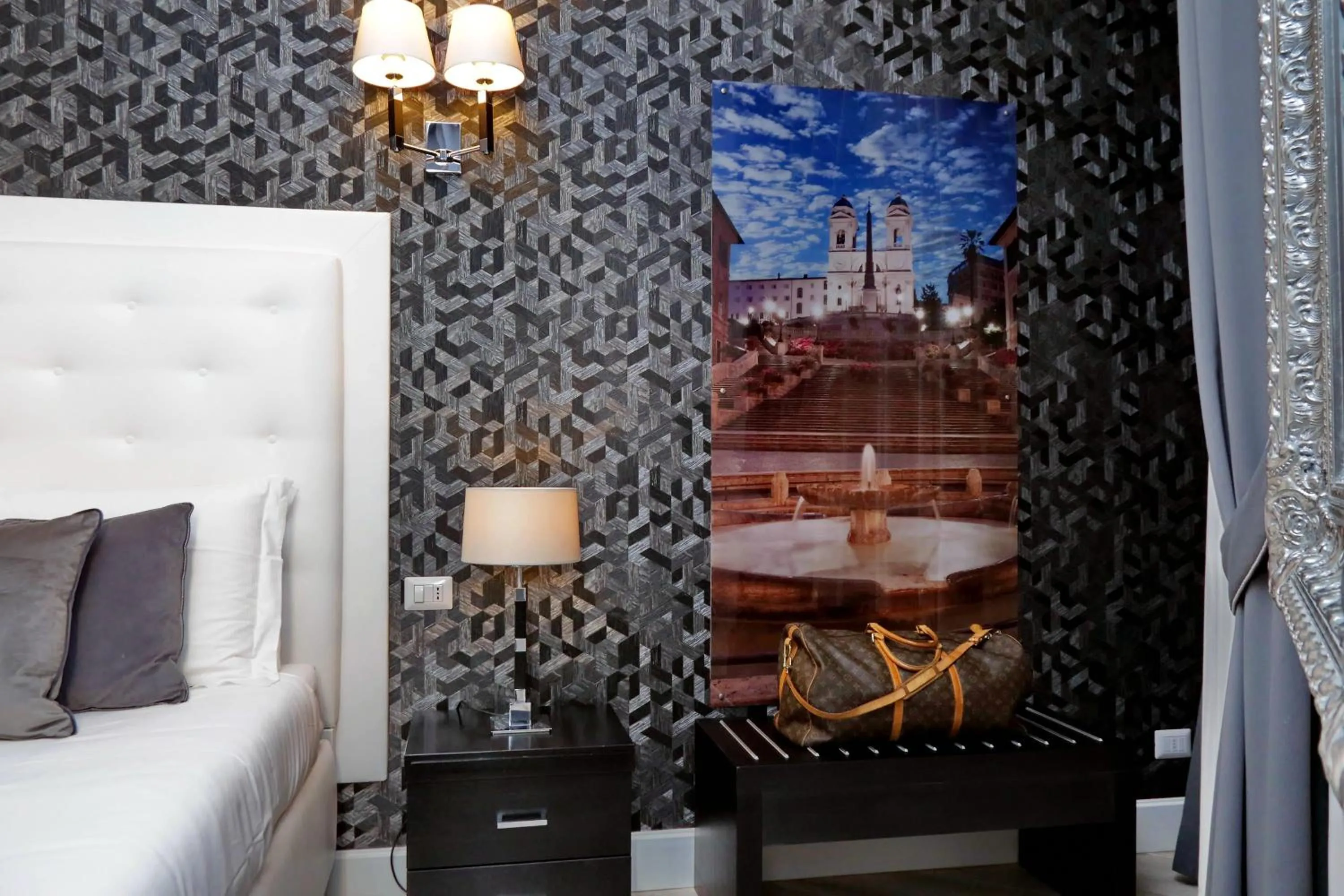 Photo of the whole room, Bed in Sistina Twentythree luxury rooms