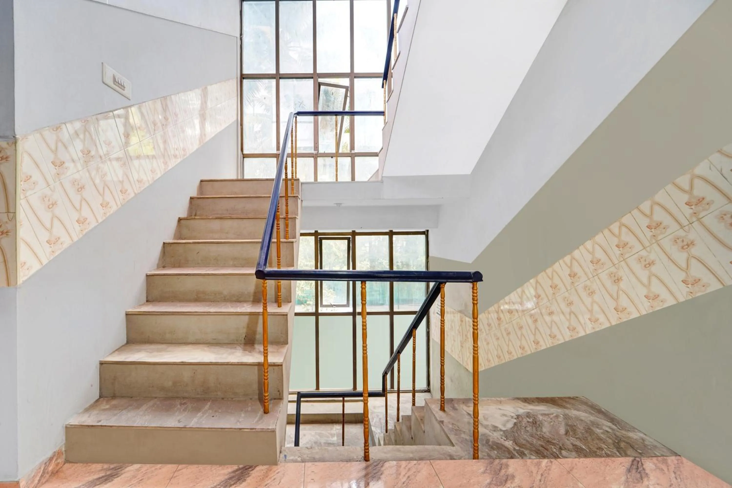 Lobby or reception in Hotel O Tiruppur Near Railway station