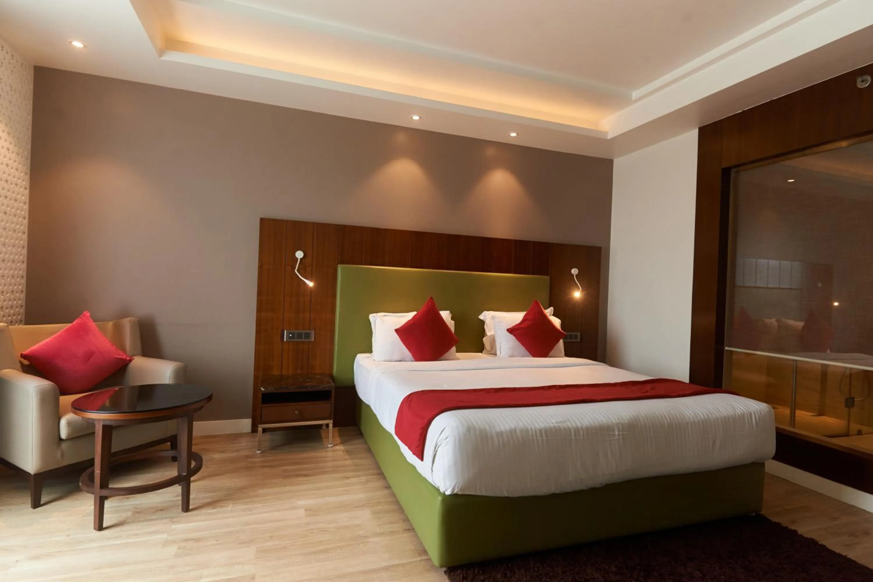 Bed in Tania President Inn