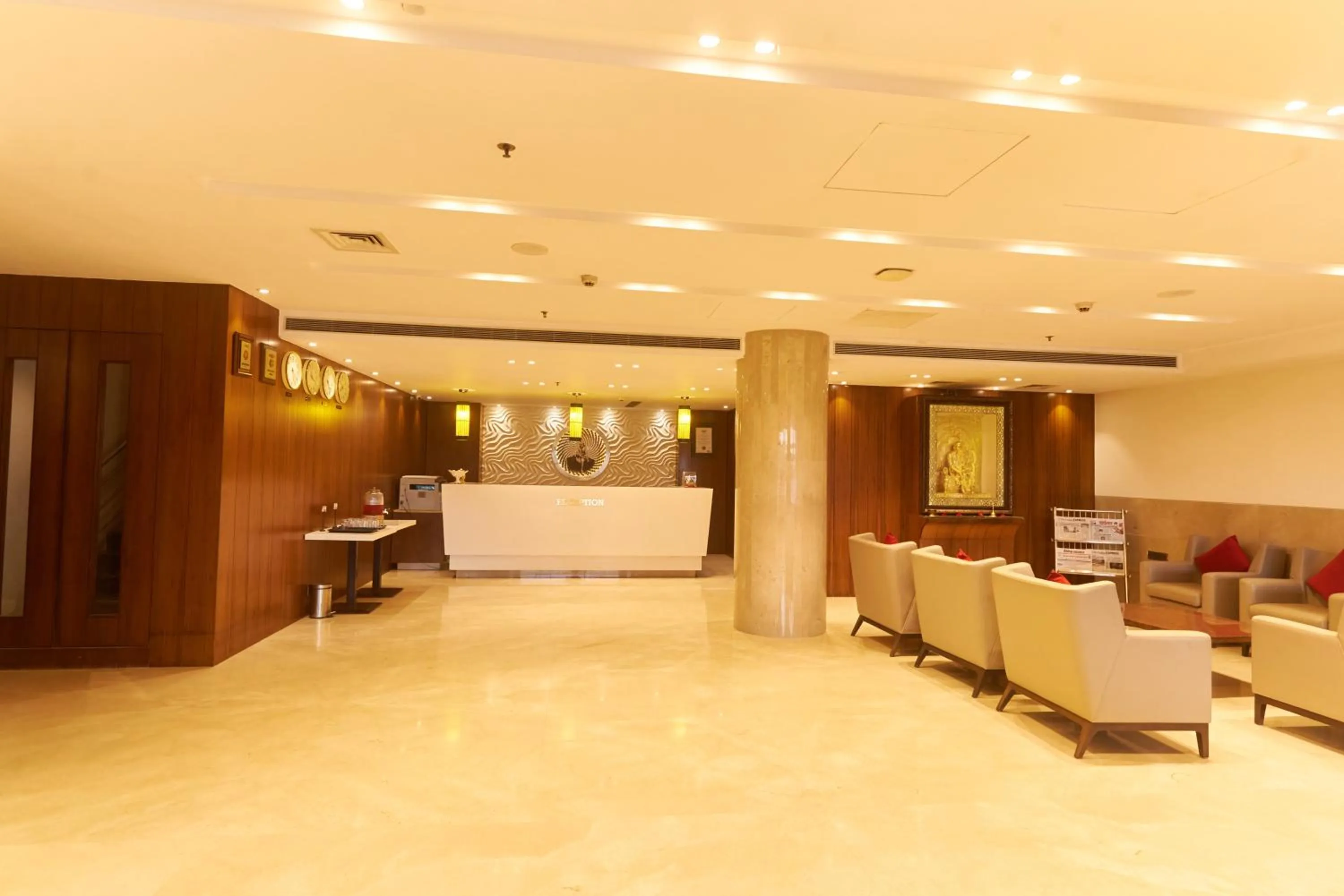 Lobby or reception in Tania President Inn