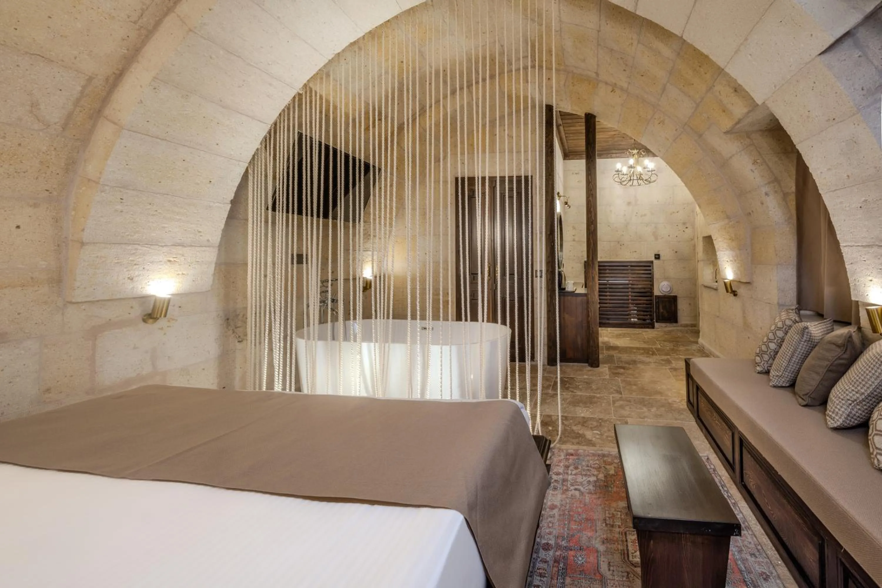 Photo of the whole room, Bed in Castellum Cave Cappadocia