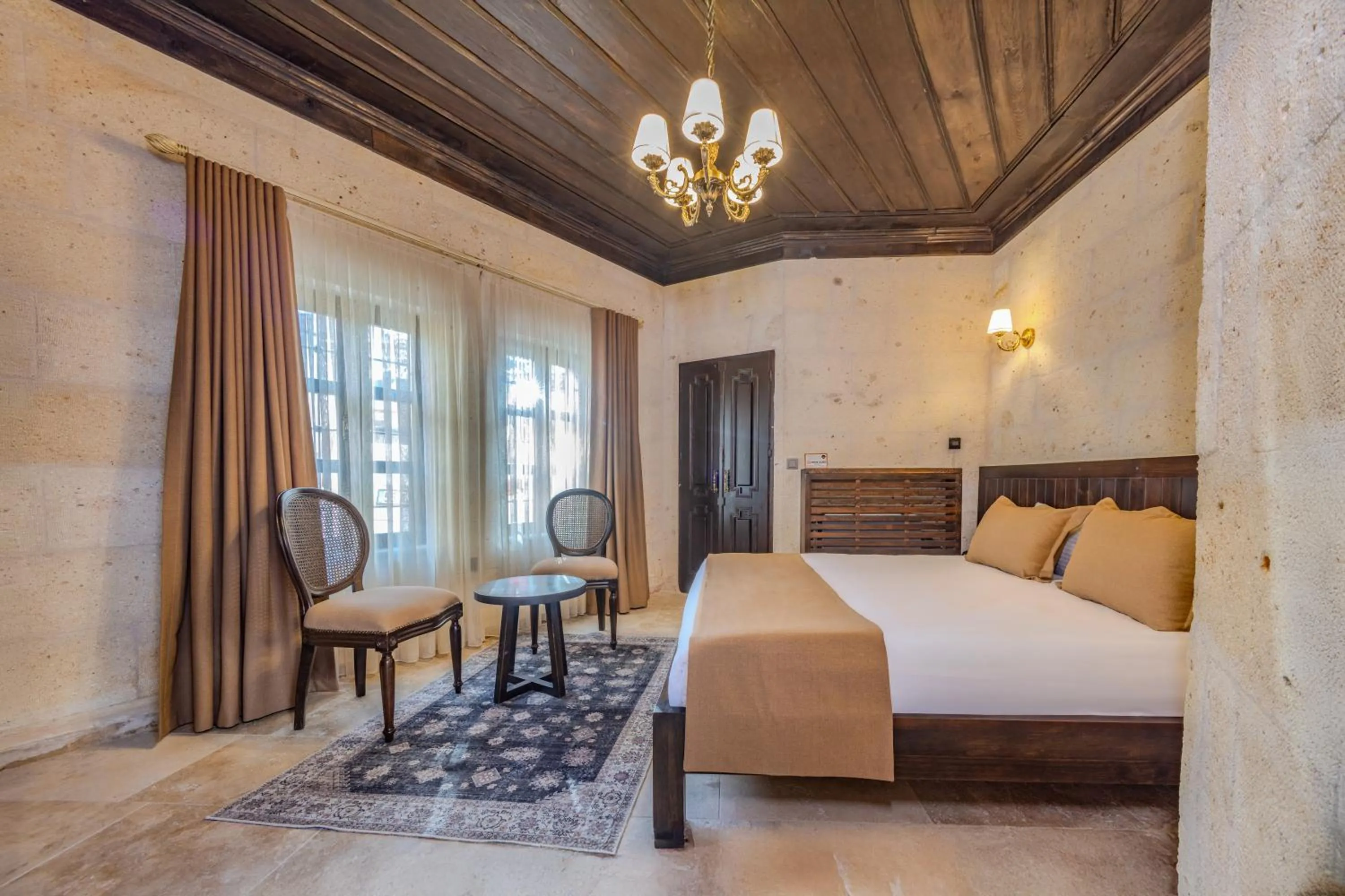 Photo of the whole room, Bed in Castellum Cave Cappadocia