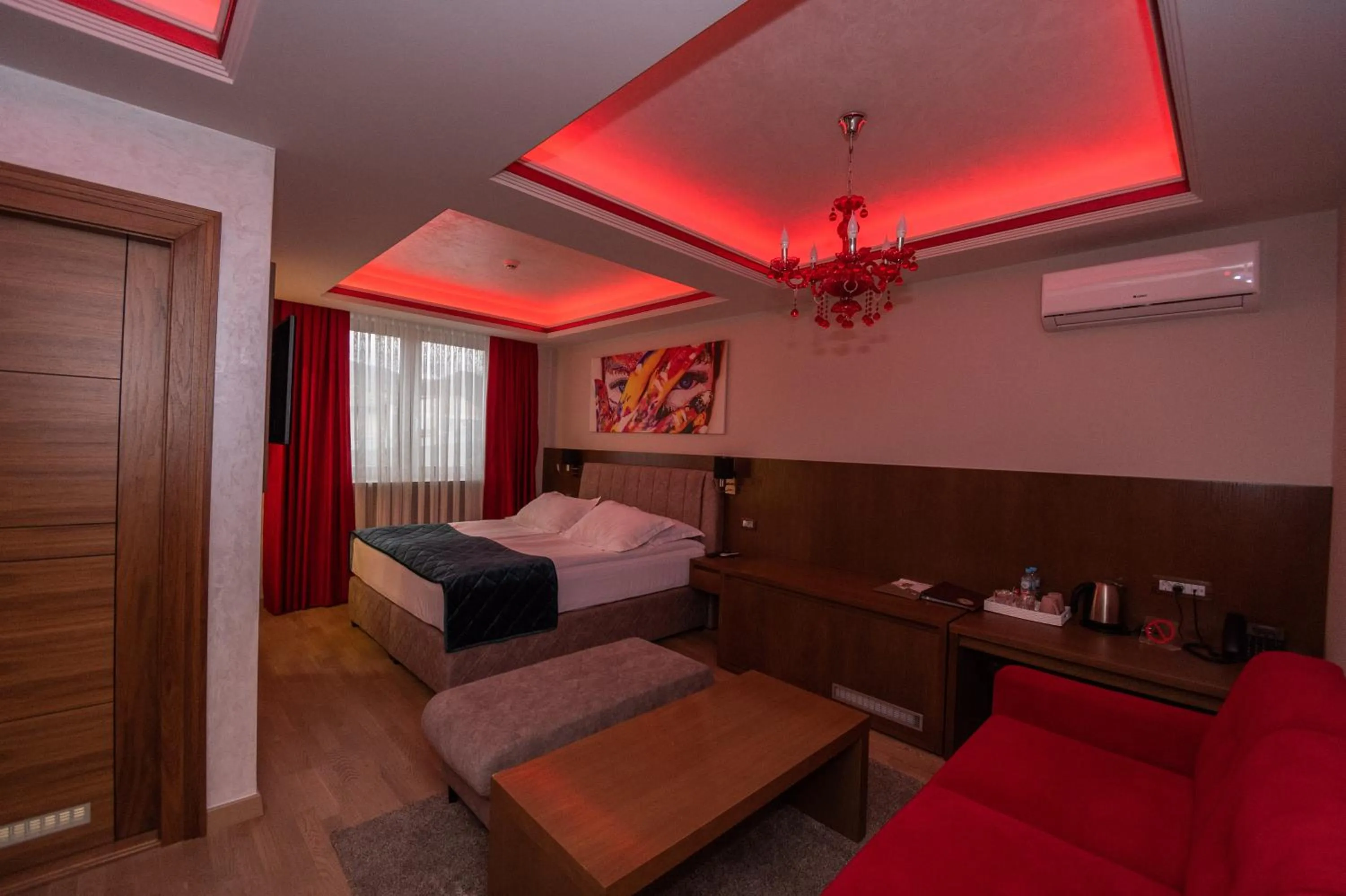 Photo of the whole room, Bed in Hotel Park