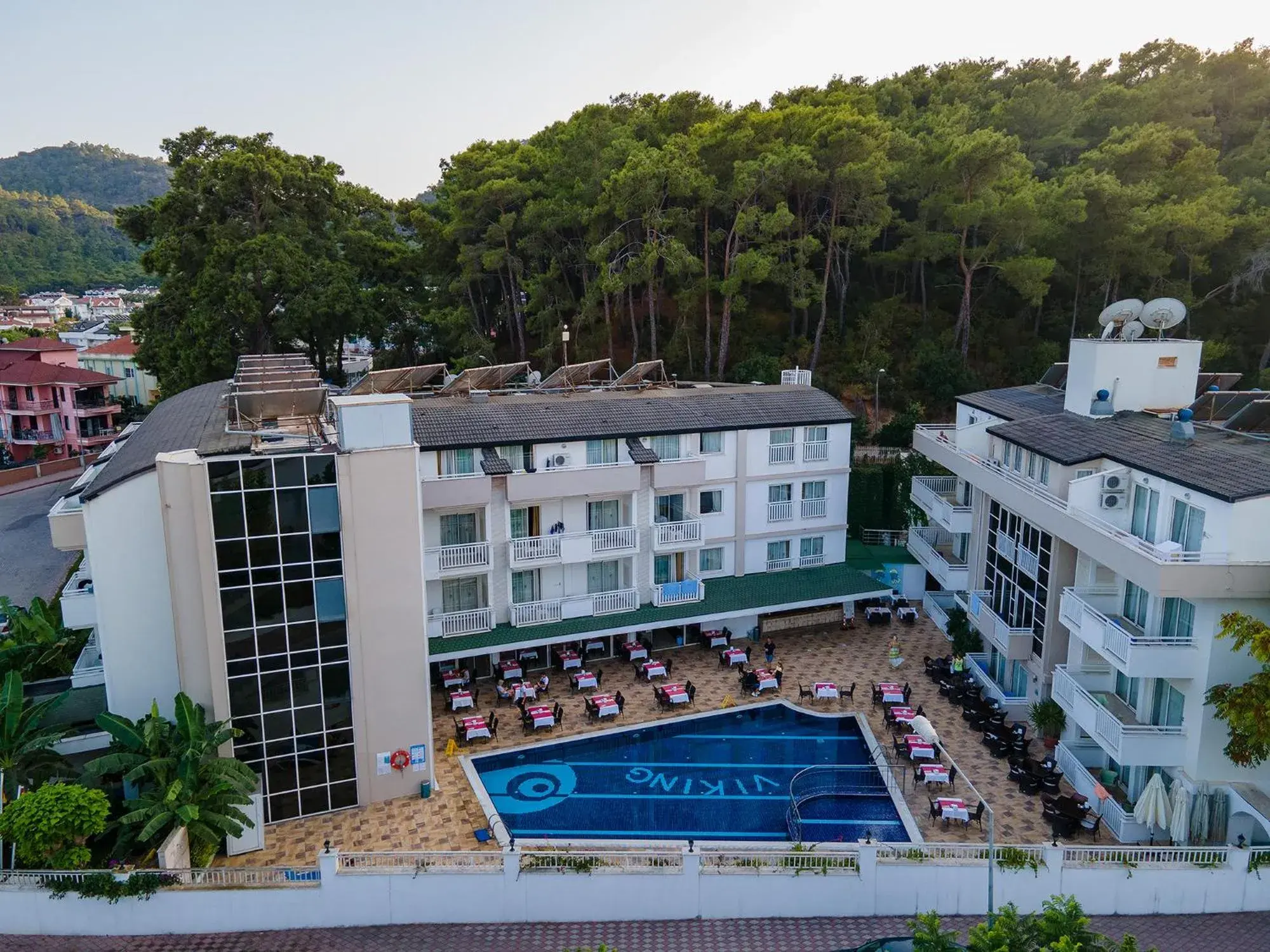 Double Room with Balcony (2 Adults + 1 Child) - single occupancy in Viking Express Hotel Double Room with Balcony (2 Adults + 1 Child) - single occupancy in Viking Express Hotel