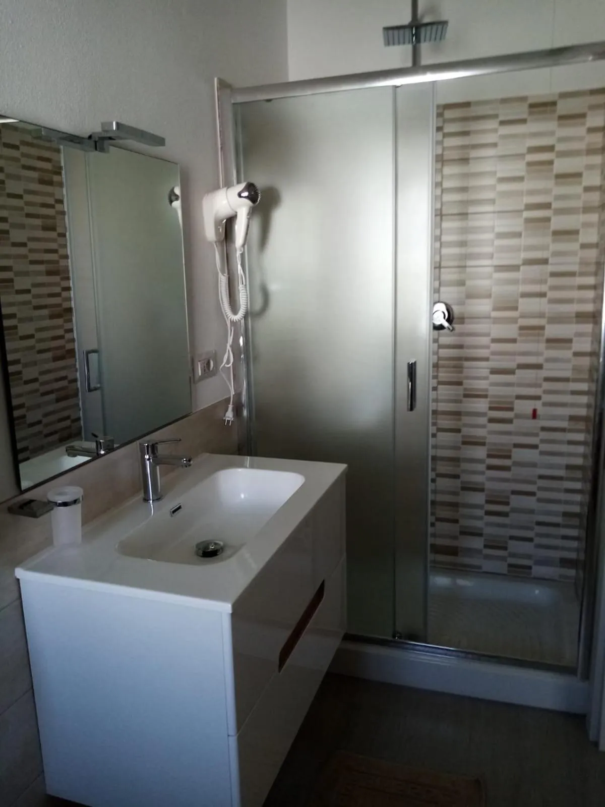 Bathroom in Affittacamere Alisso