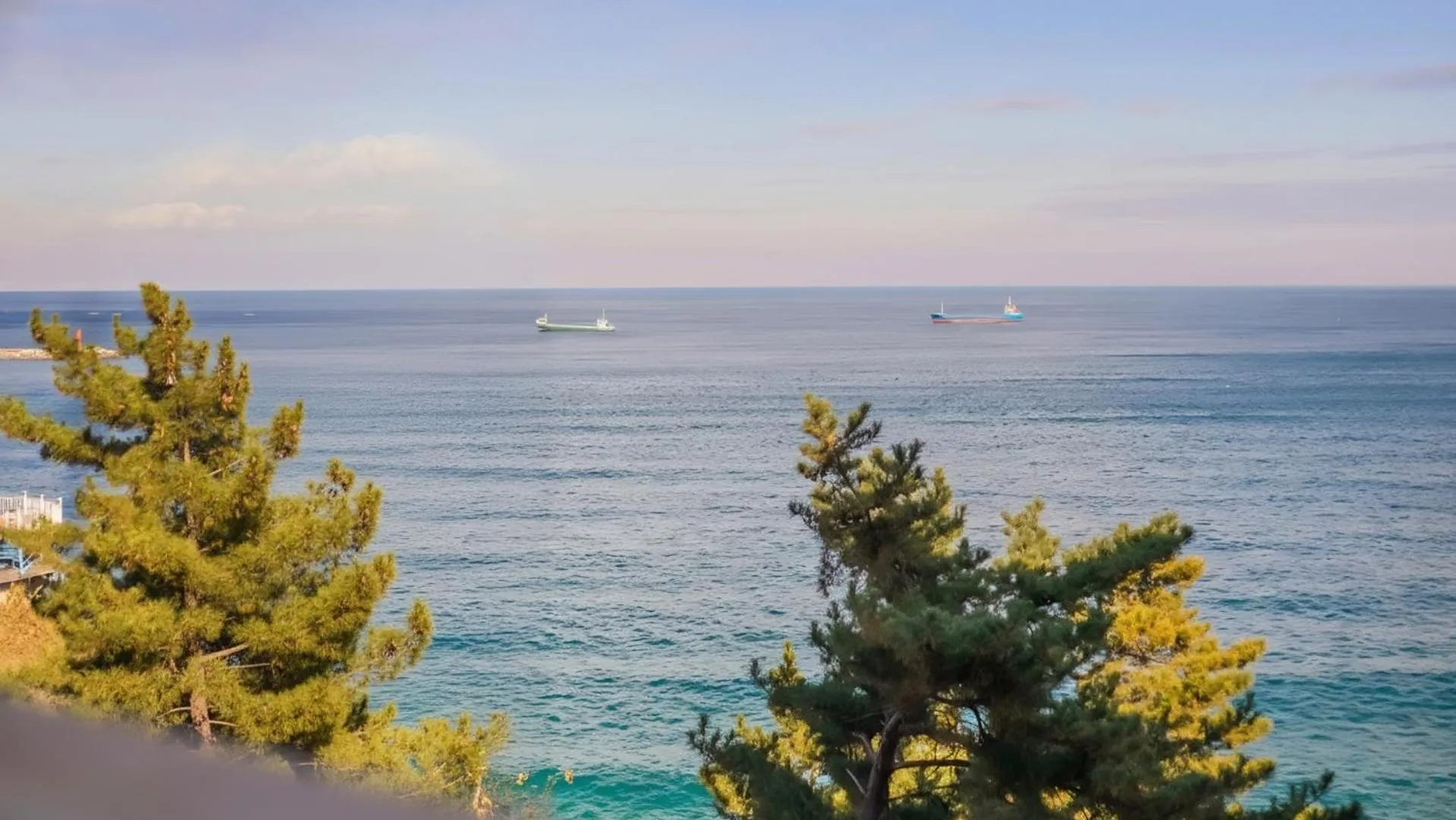 Property building in Samcheok Padosori Pension