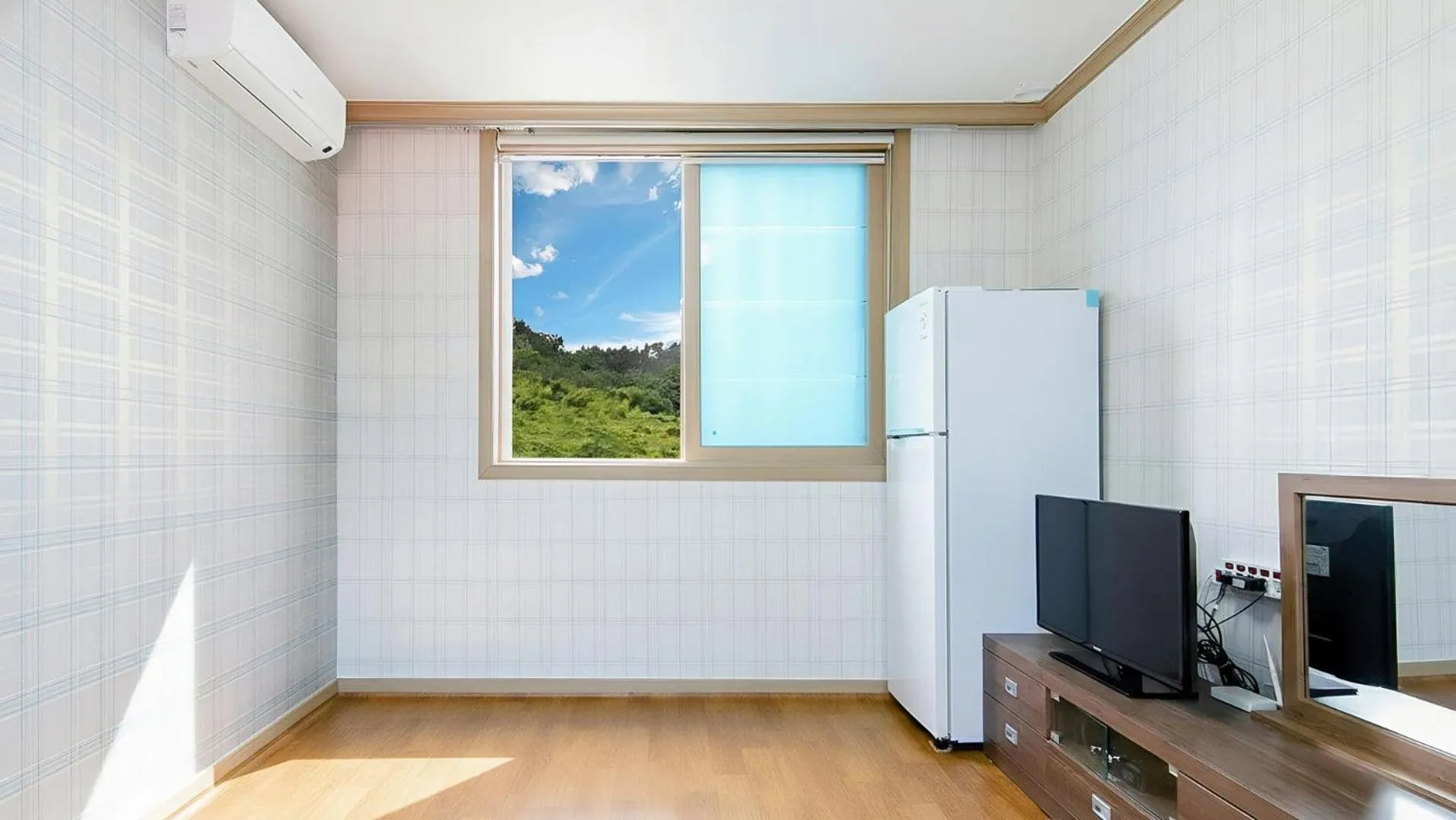 Property building in Samcheok Eoulim Pension