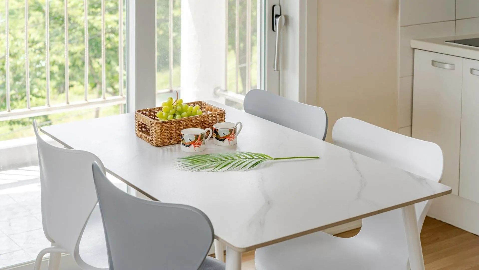 Property building in Geoje Joeunde Pension