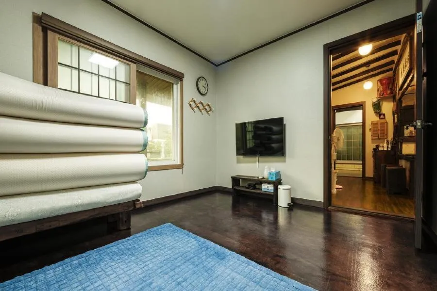 Property building, Bed in Jeju Supgol dokchae Pension