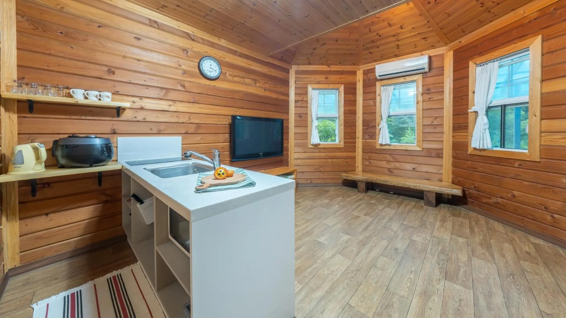 Property building in Hwacheon Parprika Yellow Pension