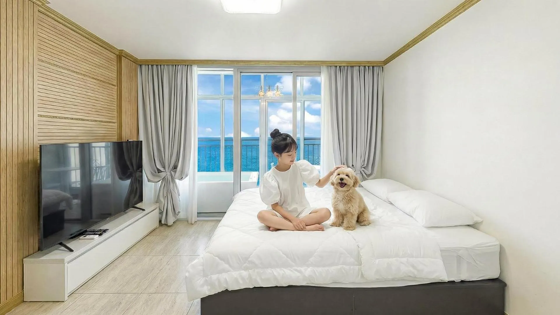 Property building, Bed in Yeosu Nukim Pension