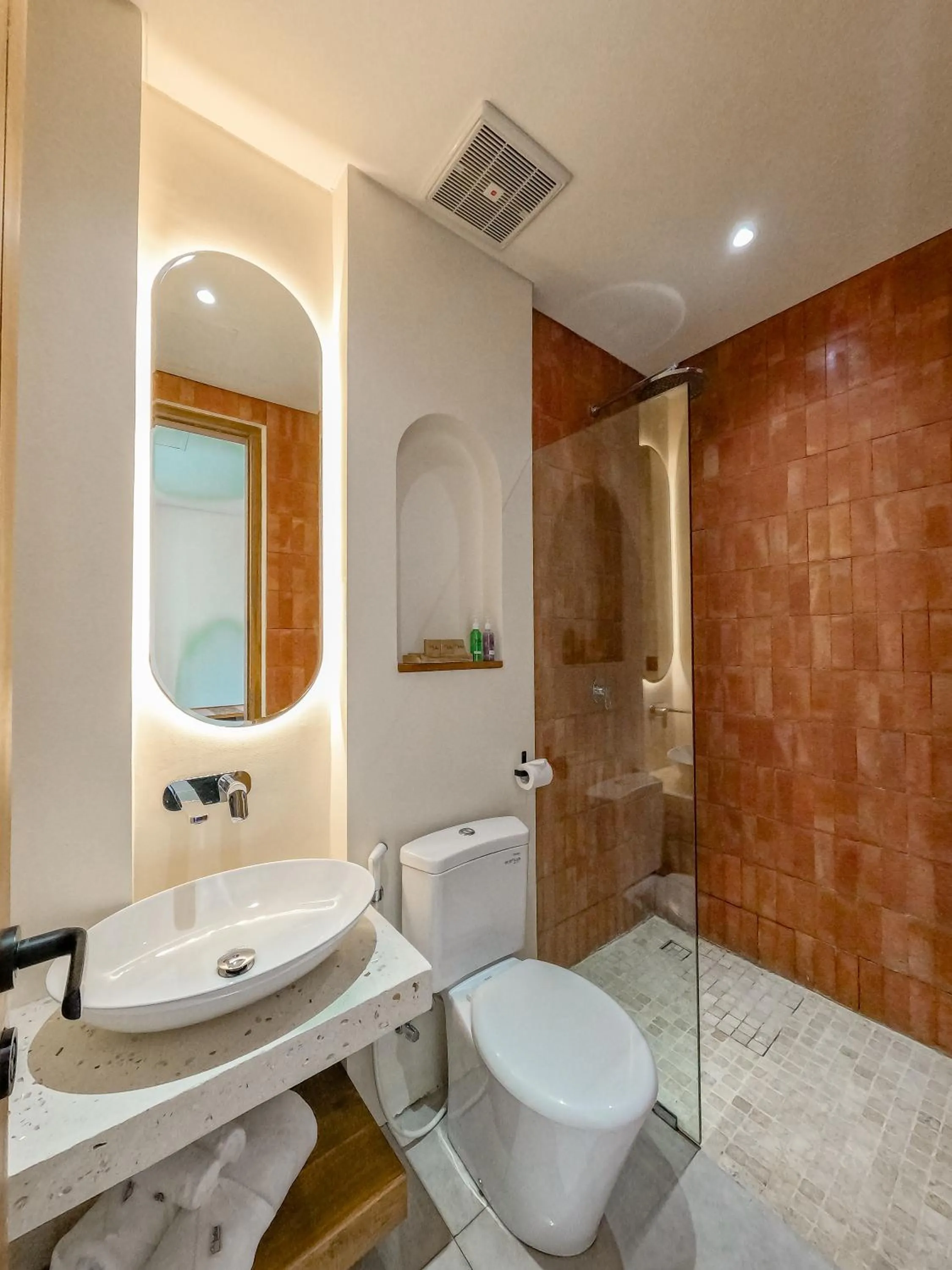 Bathroom in Oh!Julia Hotel Komodo