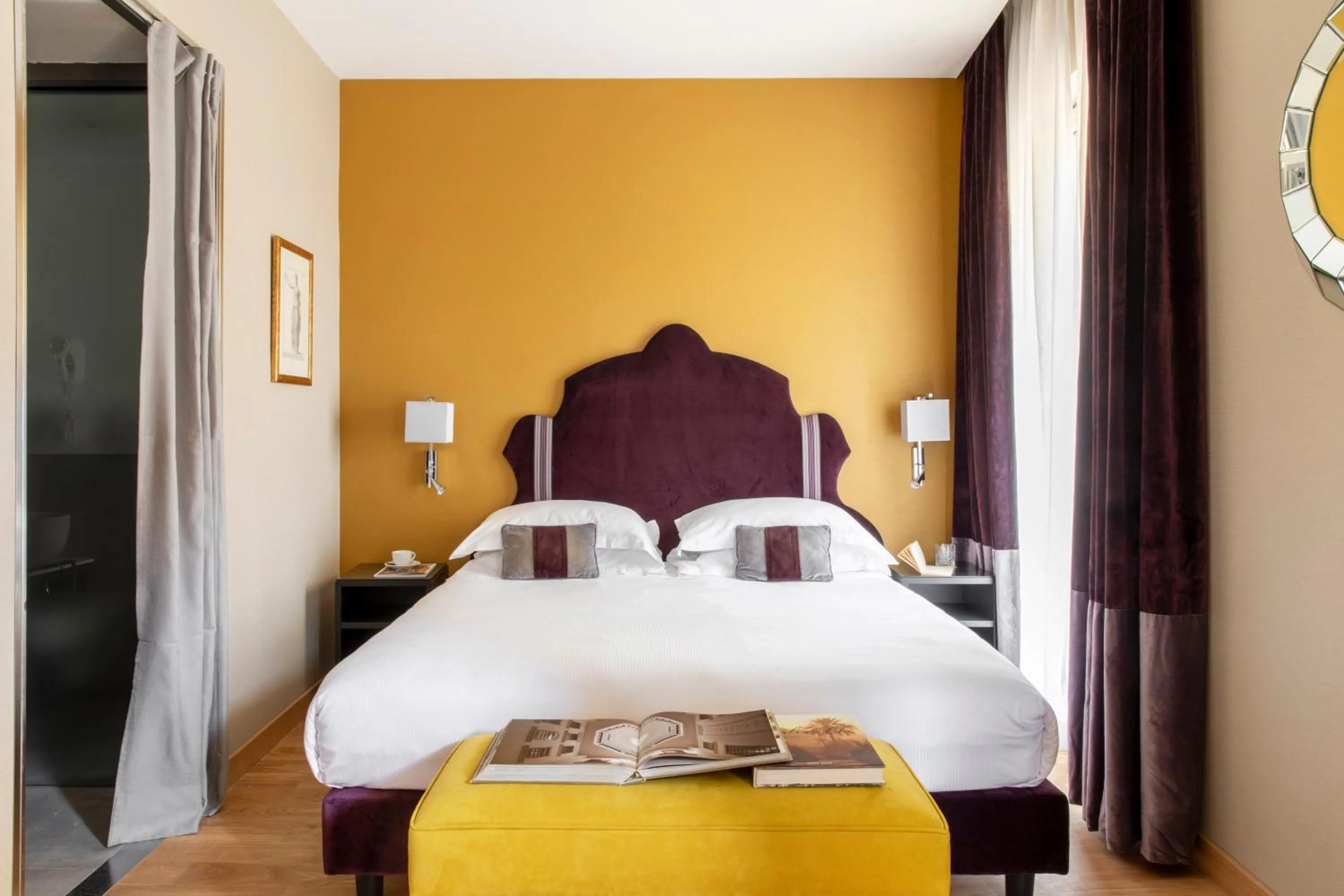 Bed in HOTEL ADRIANO Rooftop