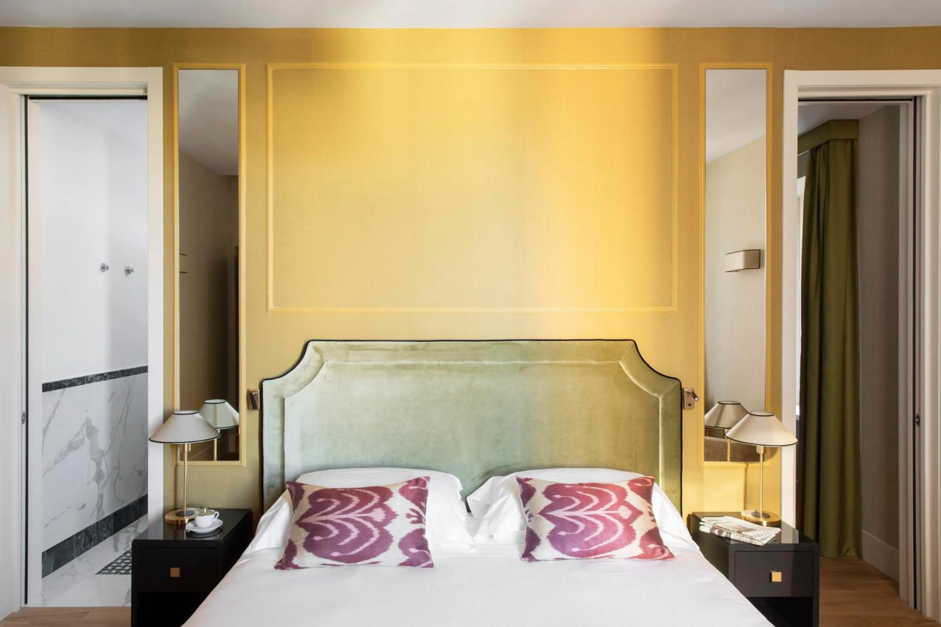 Bed in HOTEL ADRIANO Rooftop