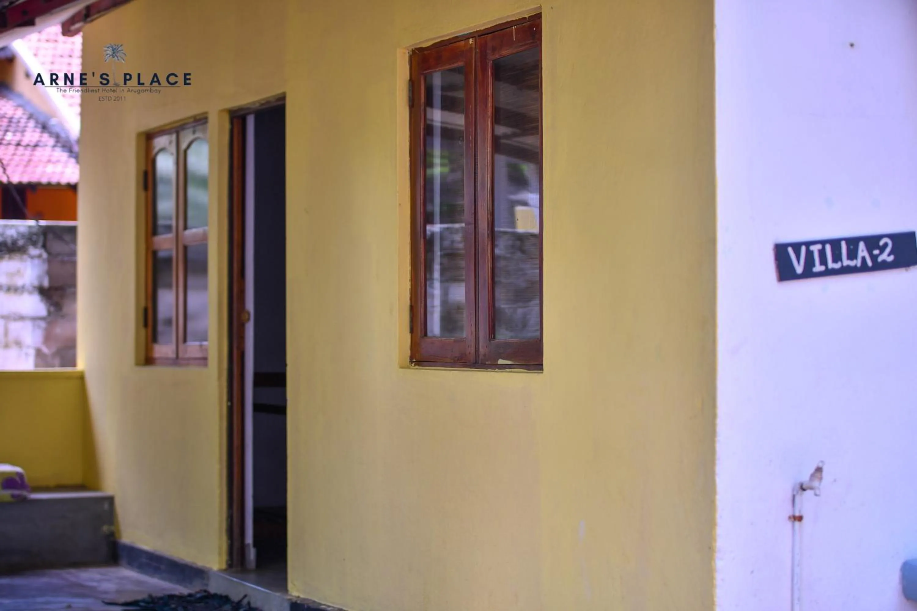 Facade/entrance in Arne's Place