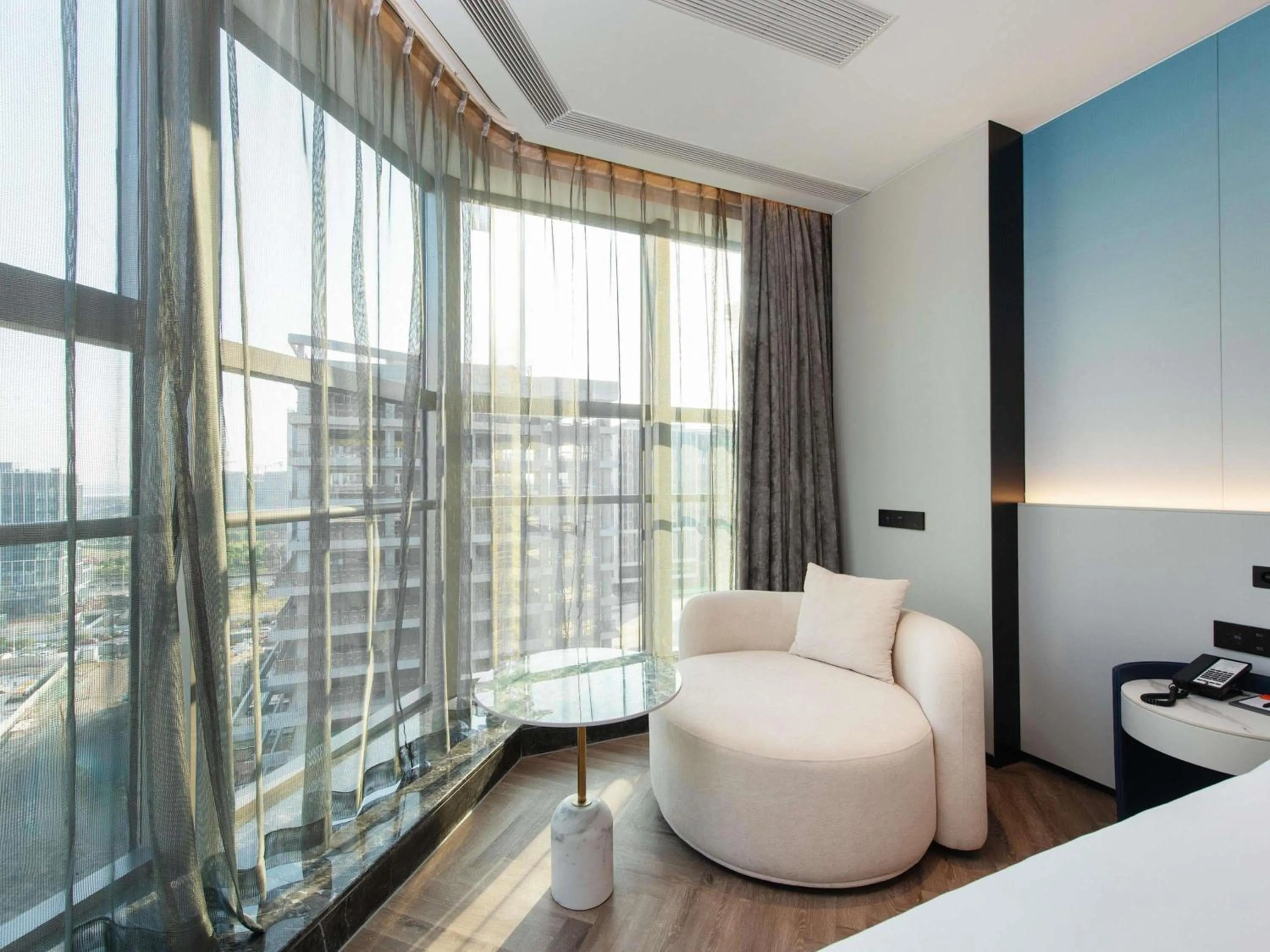 Bedroom, Bed in Novotel Shanghai Lingang