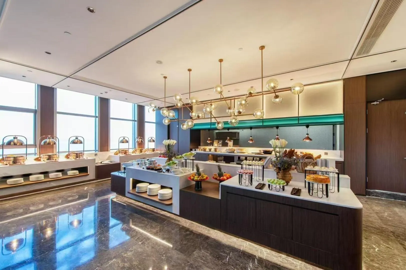 Restaurant/places to eat in Novotel Shanghai Lingang