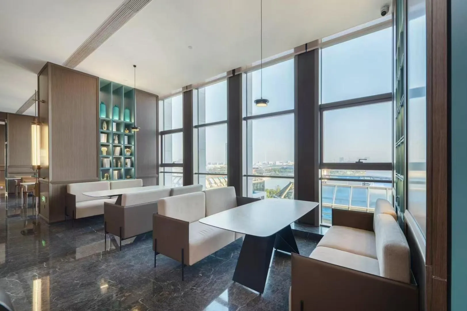 Restaurant/places to eat in Novotel Shanghai Lingang