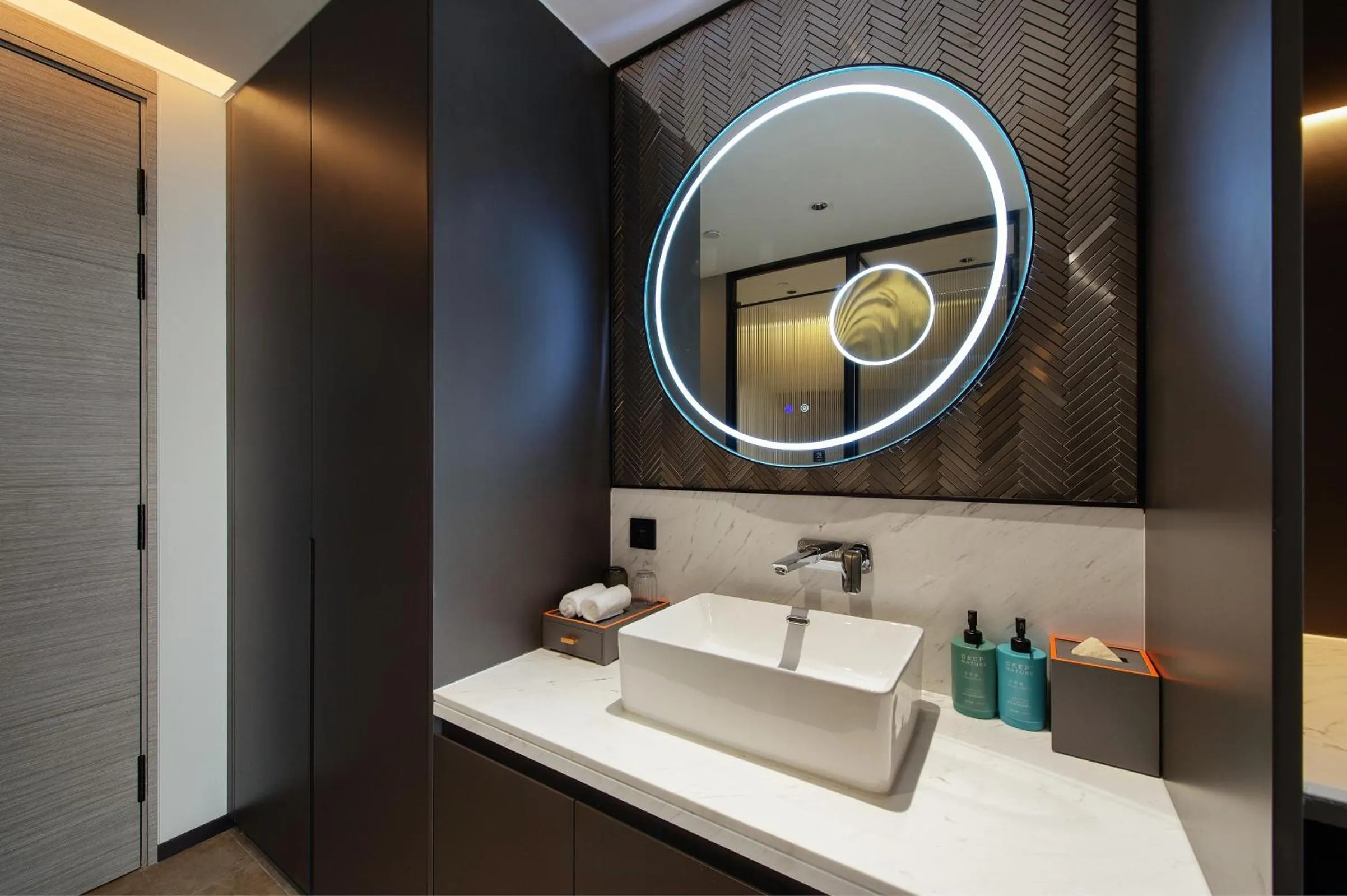 towels in Novotel Shanghai Lingang