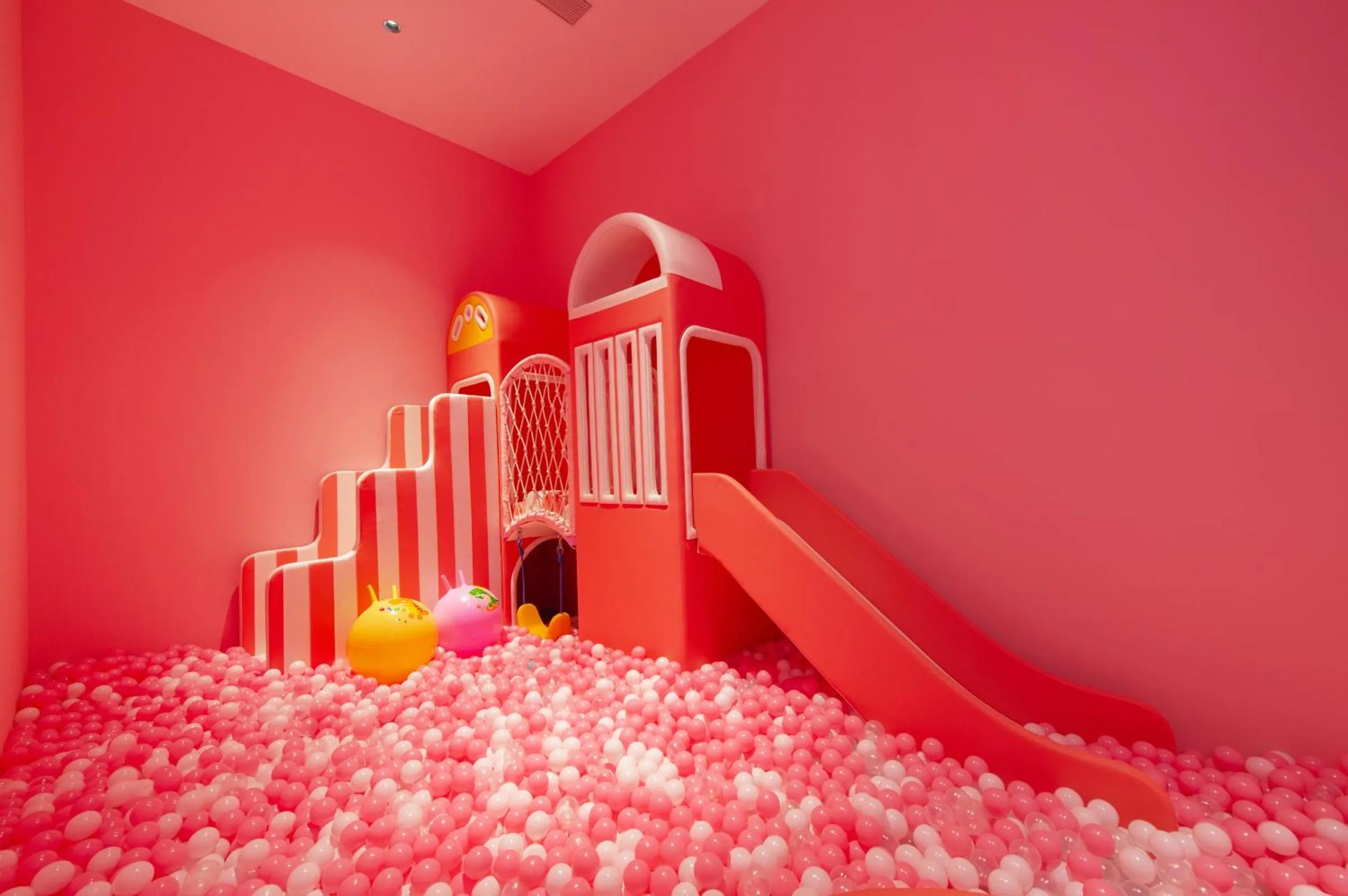 Kids's club in Novotel Shanghai Lingang