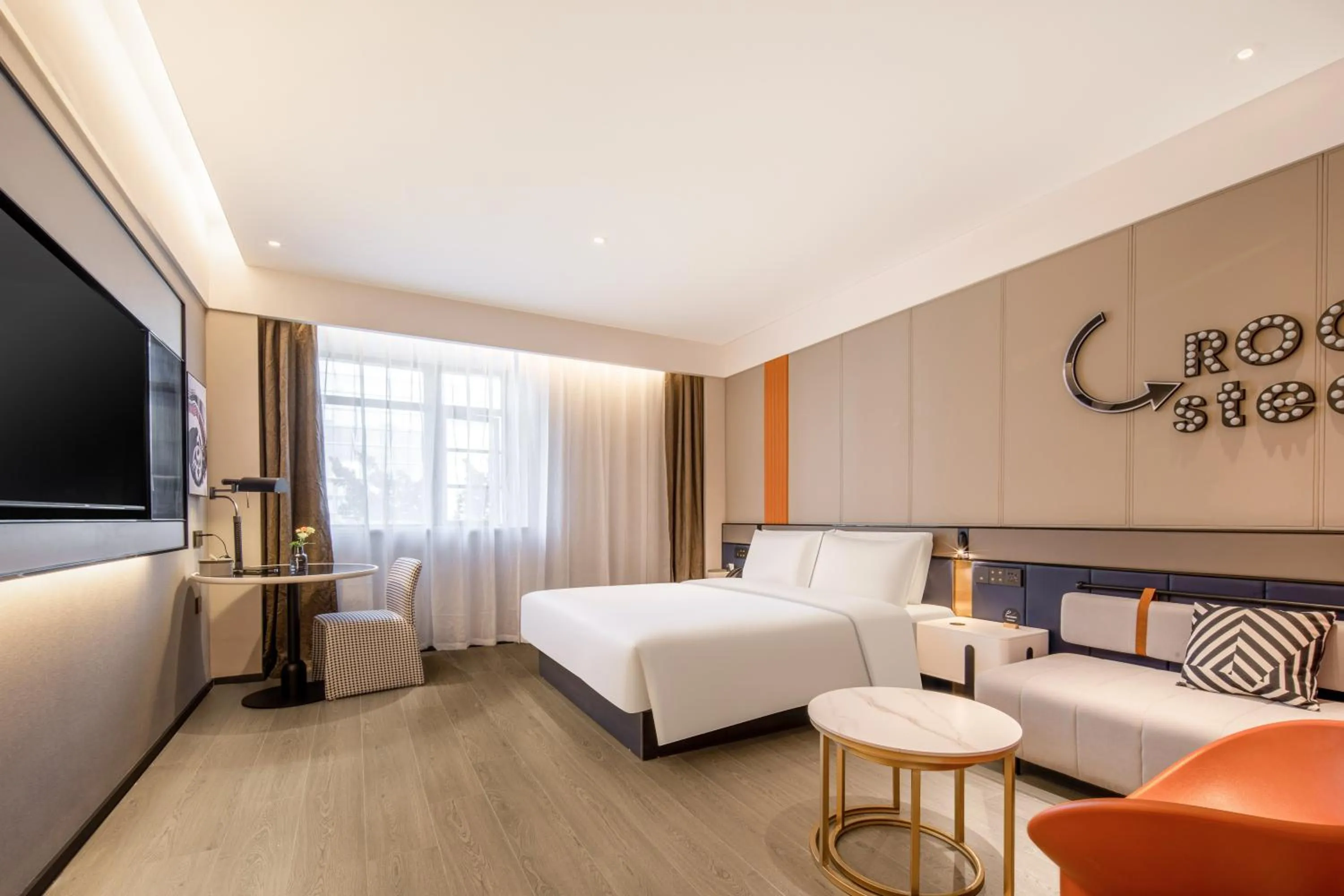 Photo of the whole room, Bed in Mercure Nanjing Sun Yat-sen Mausoleum