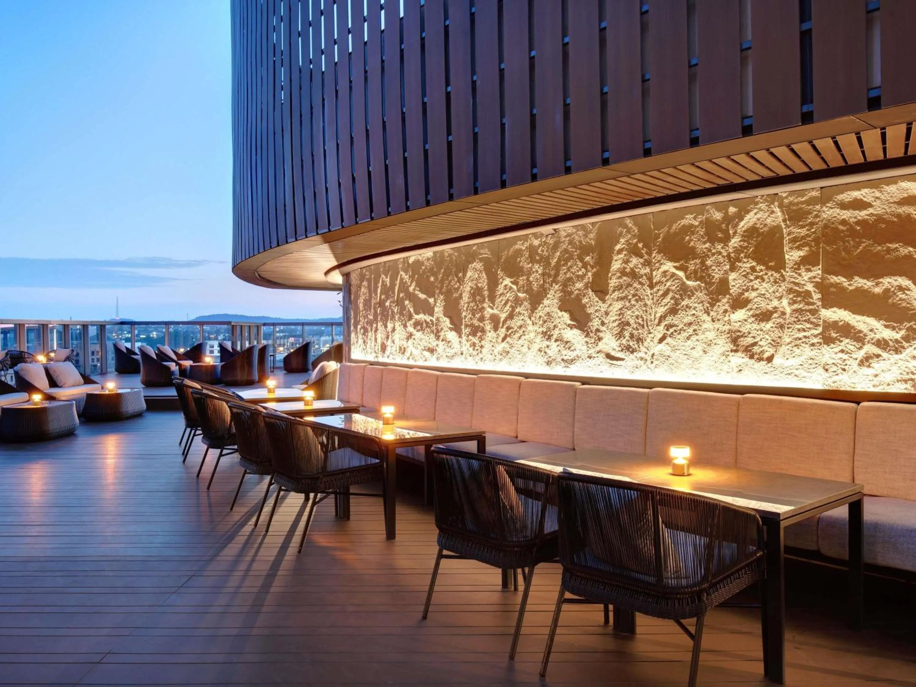 Lounge or bar in Grand Mercure Batam Centre