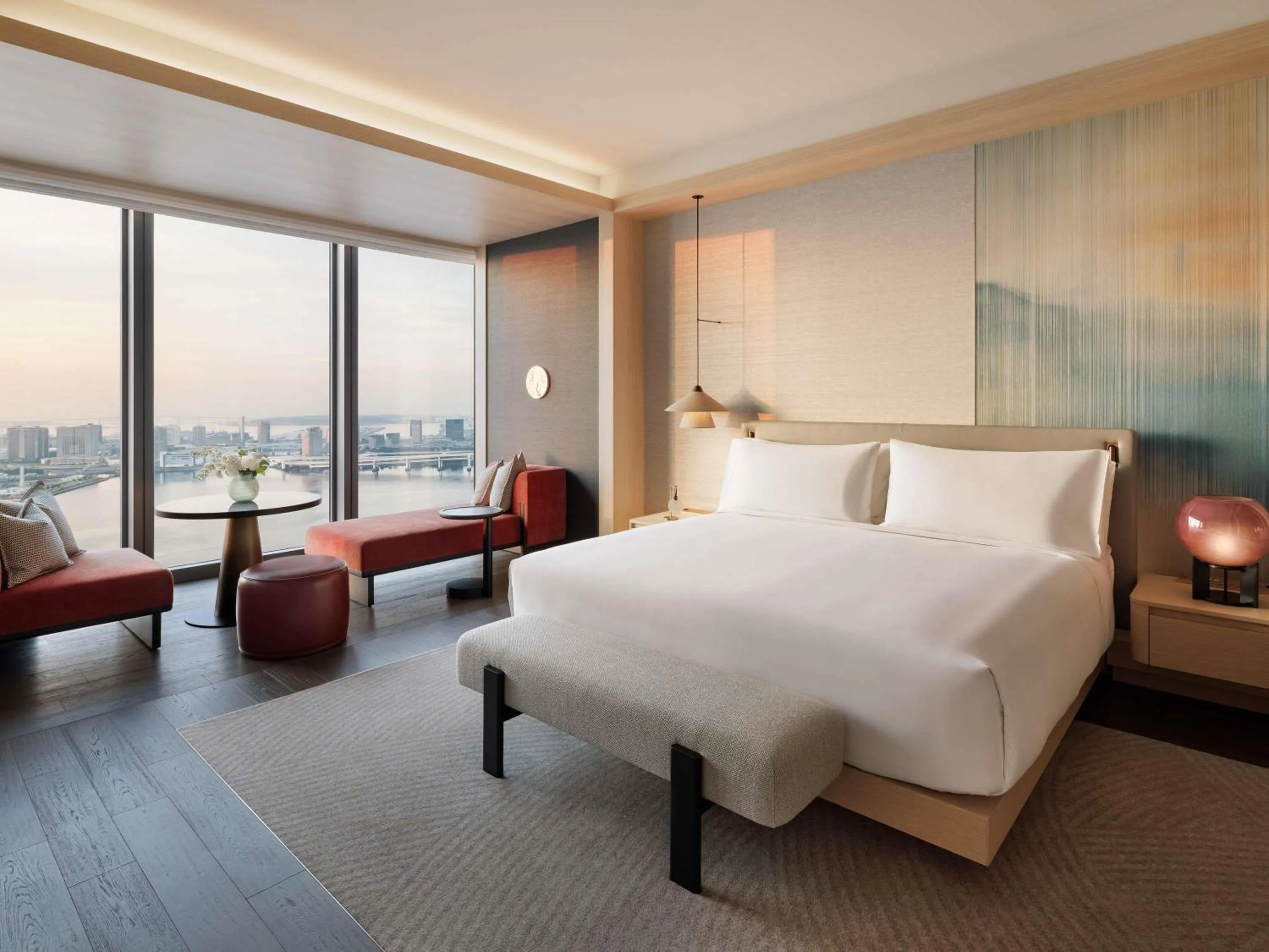 Bedroom, Bed in Fairmont Tokyo