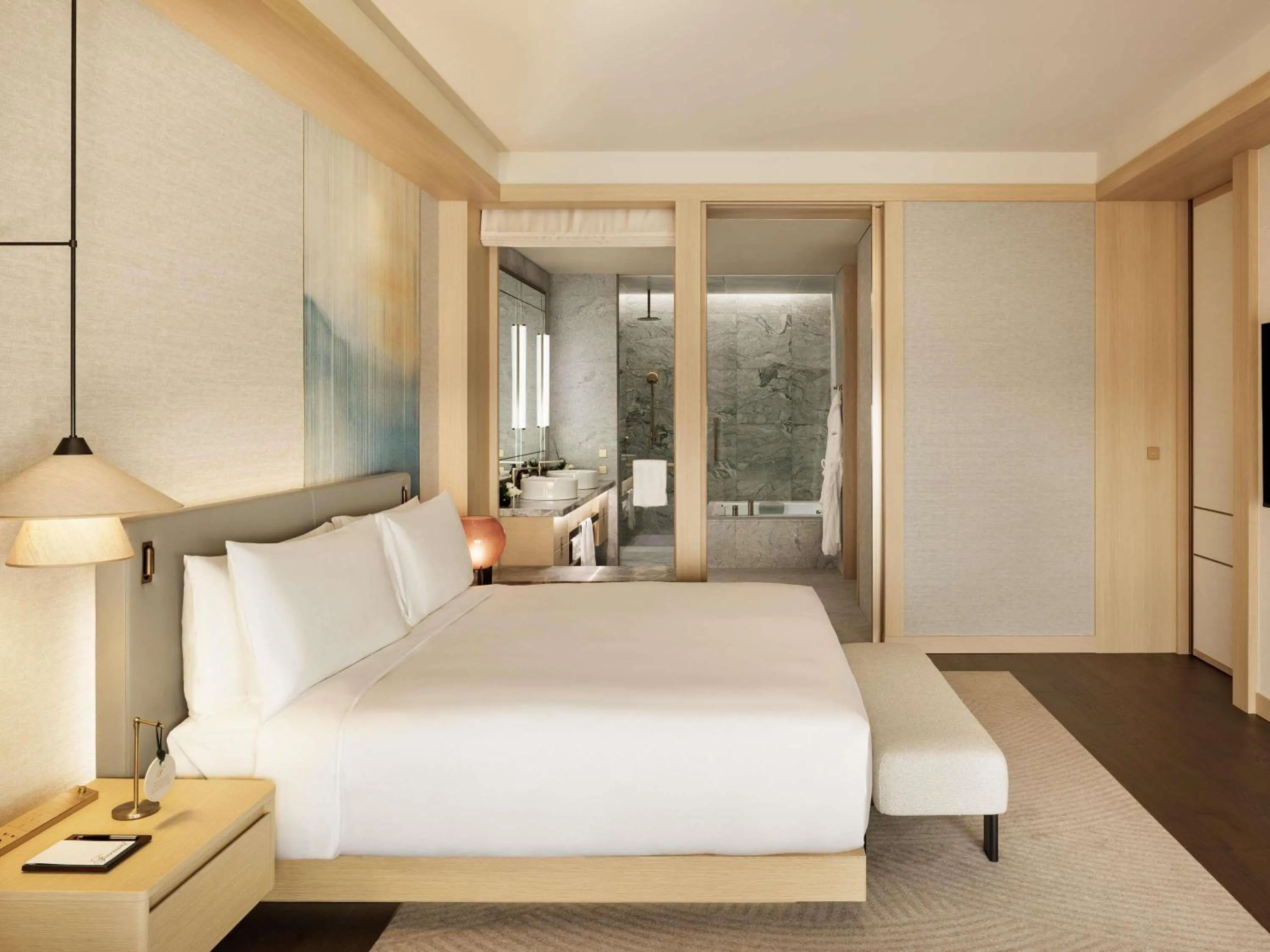 Bedroom, Bed in Fairmont Tokyo