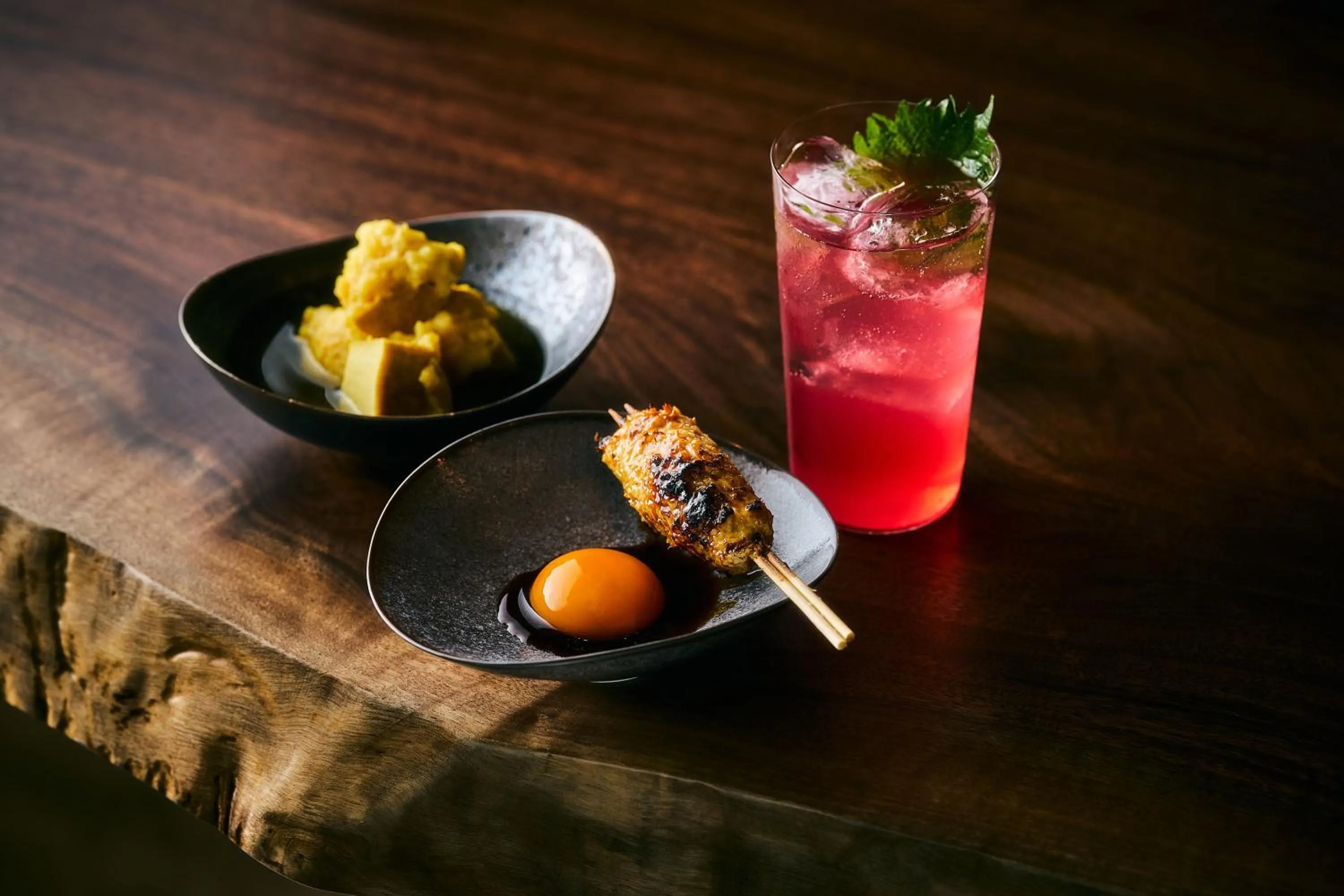 Lounge or bar in Fairmont Tokyo