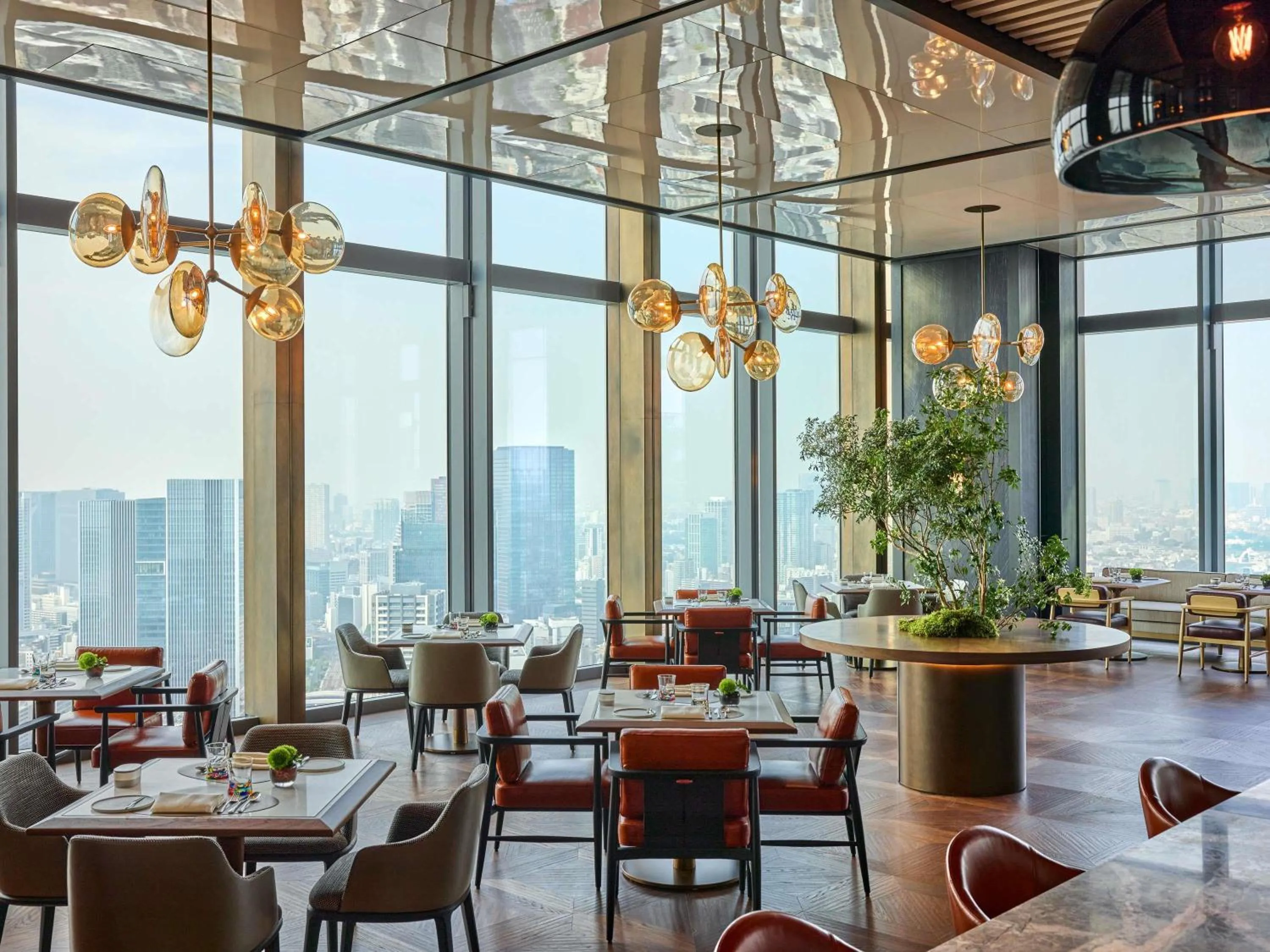 Property building in Fairmont Tokyo