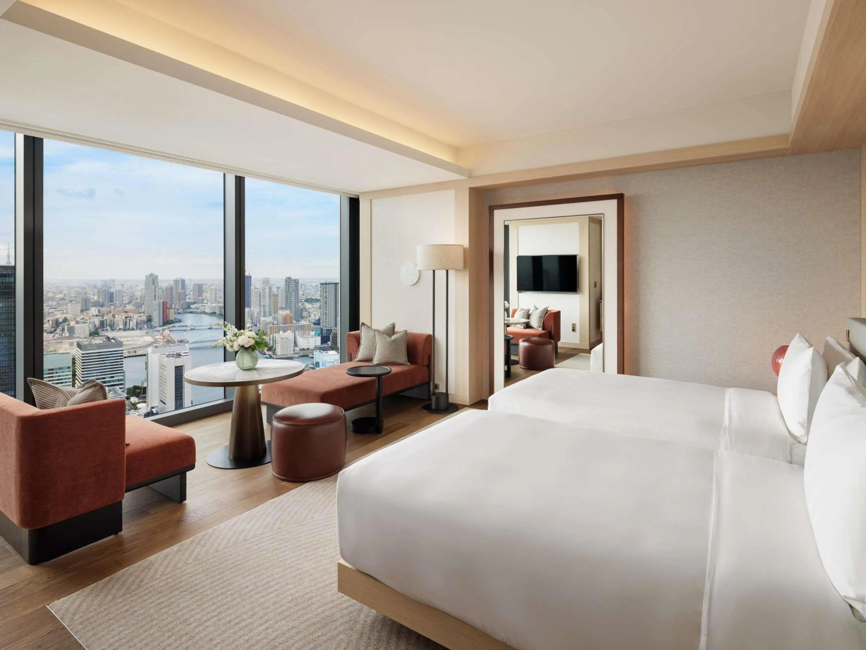 Bedroom, Bed in Fairmont Tokyo