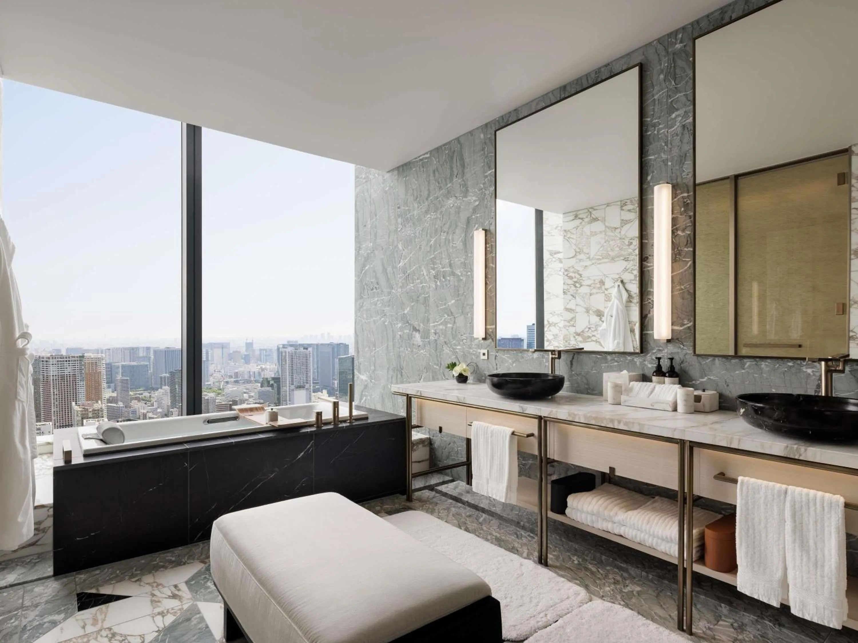 Bedroom in Fairmont Tokyo