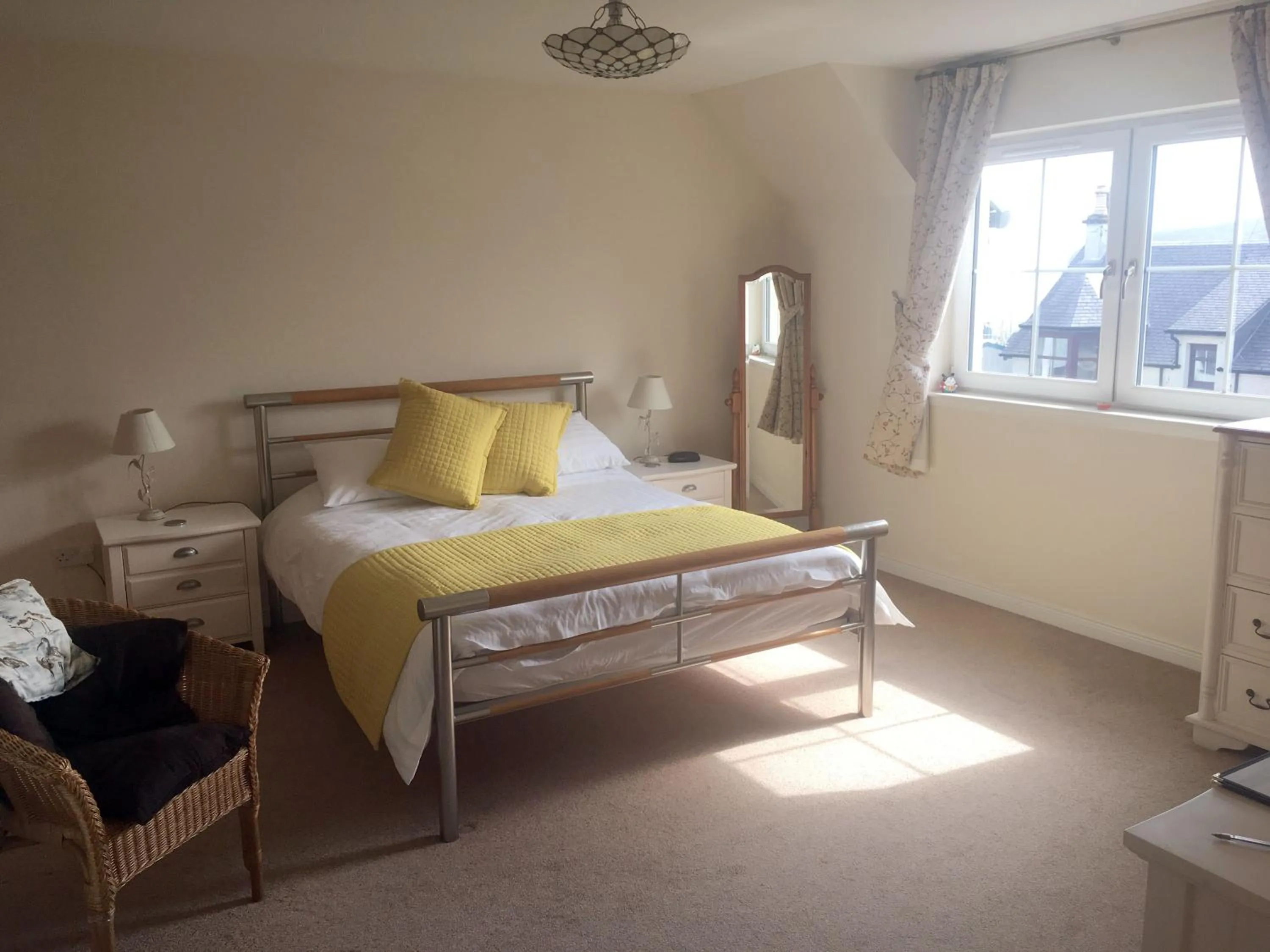 Bed in Stonewater House Vegan Bed and Breakfast