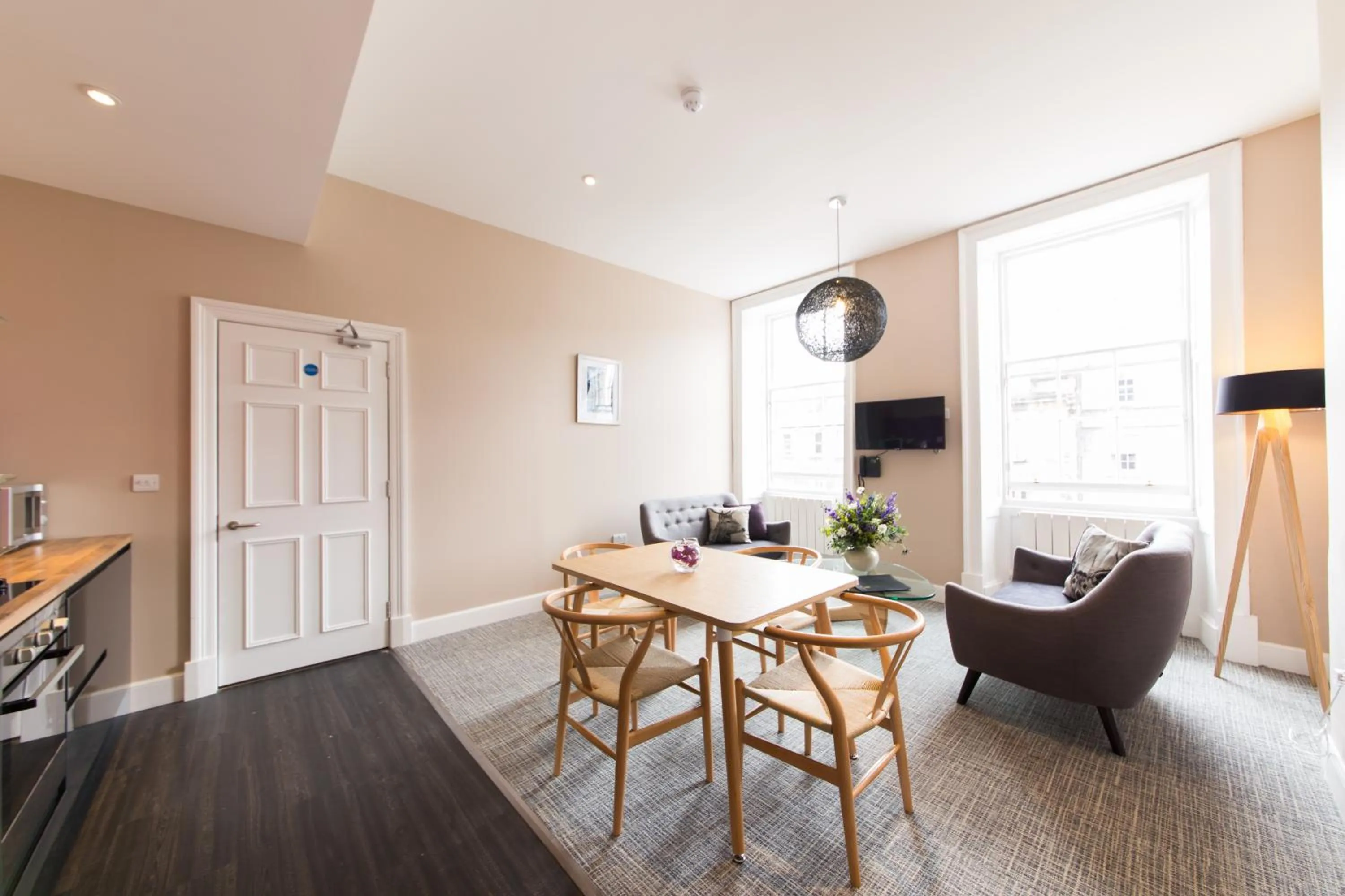 TV and multimedia in The Spires Serviced Apartments Edinburgh