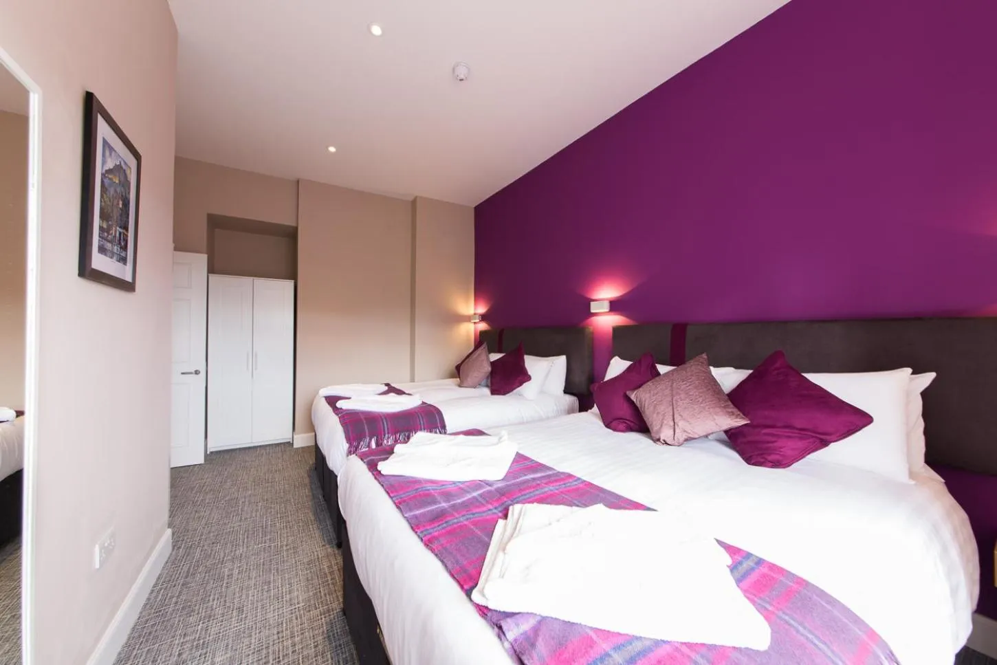 Bed in The Spires Serviced Apartments Edinburgh