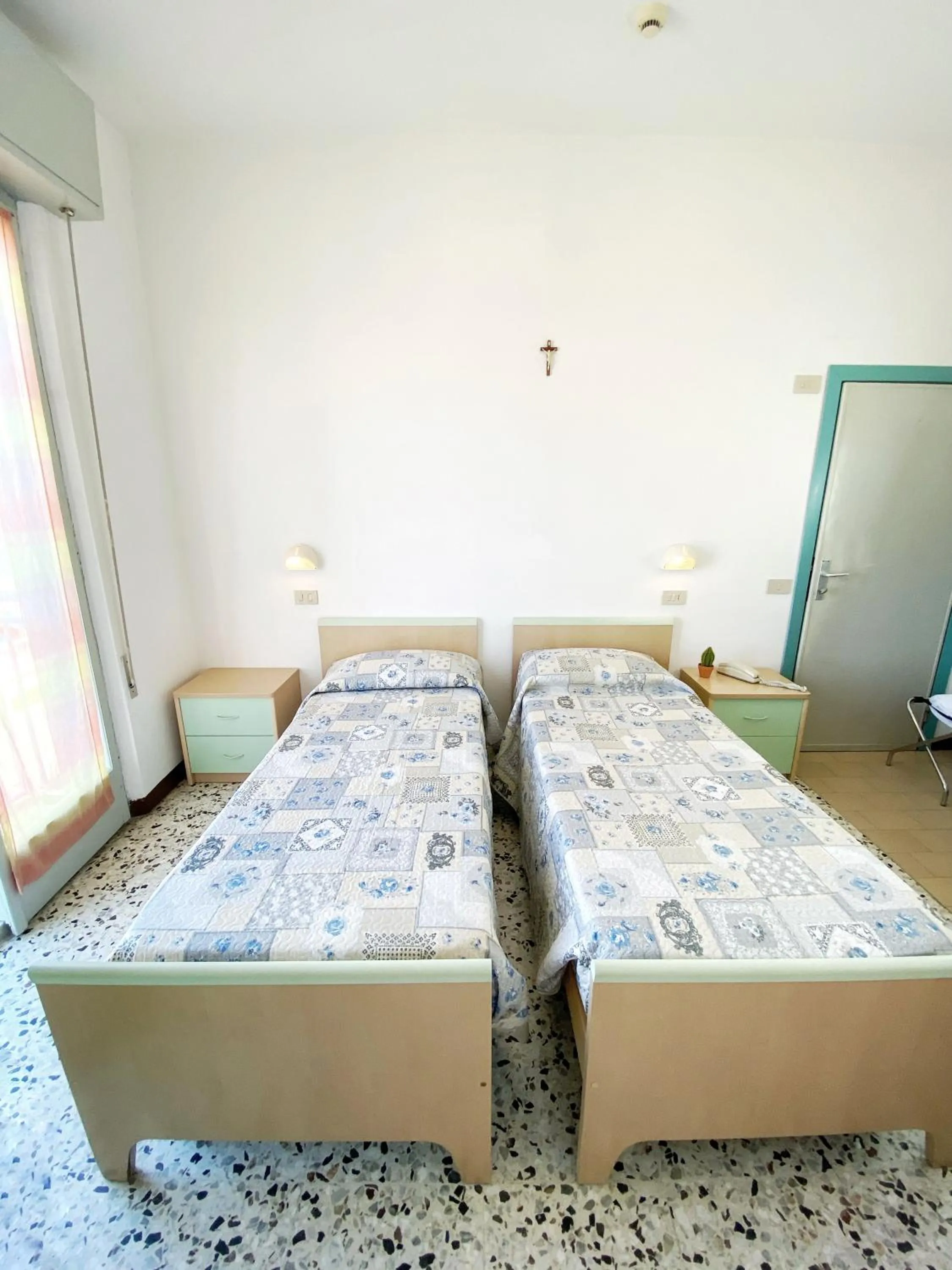 Bed in Hotel Dinarica