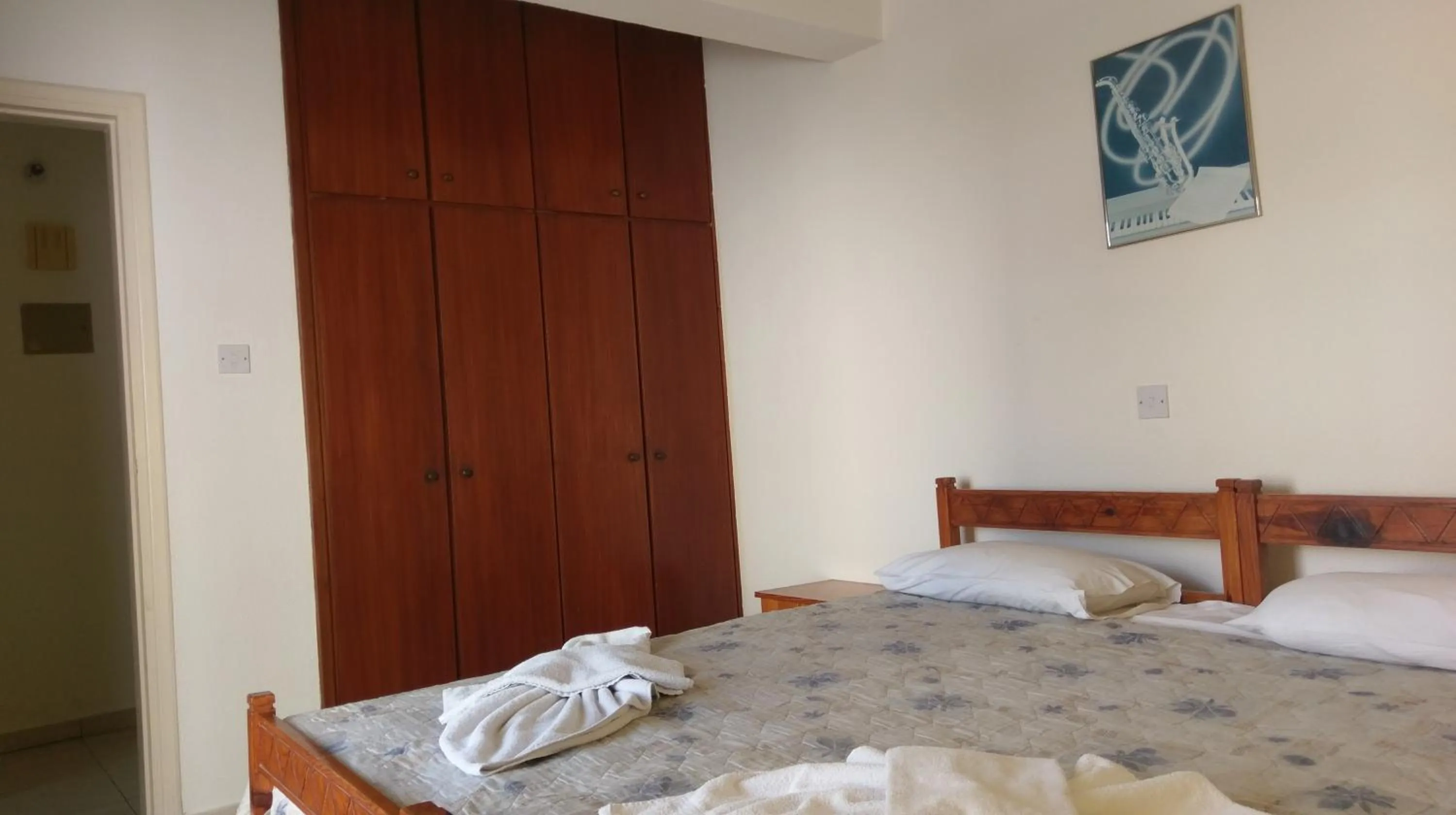 Bedroom, Bed in New York Plaza Hotel Apartments