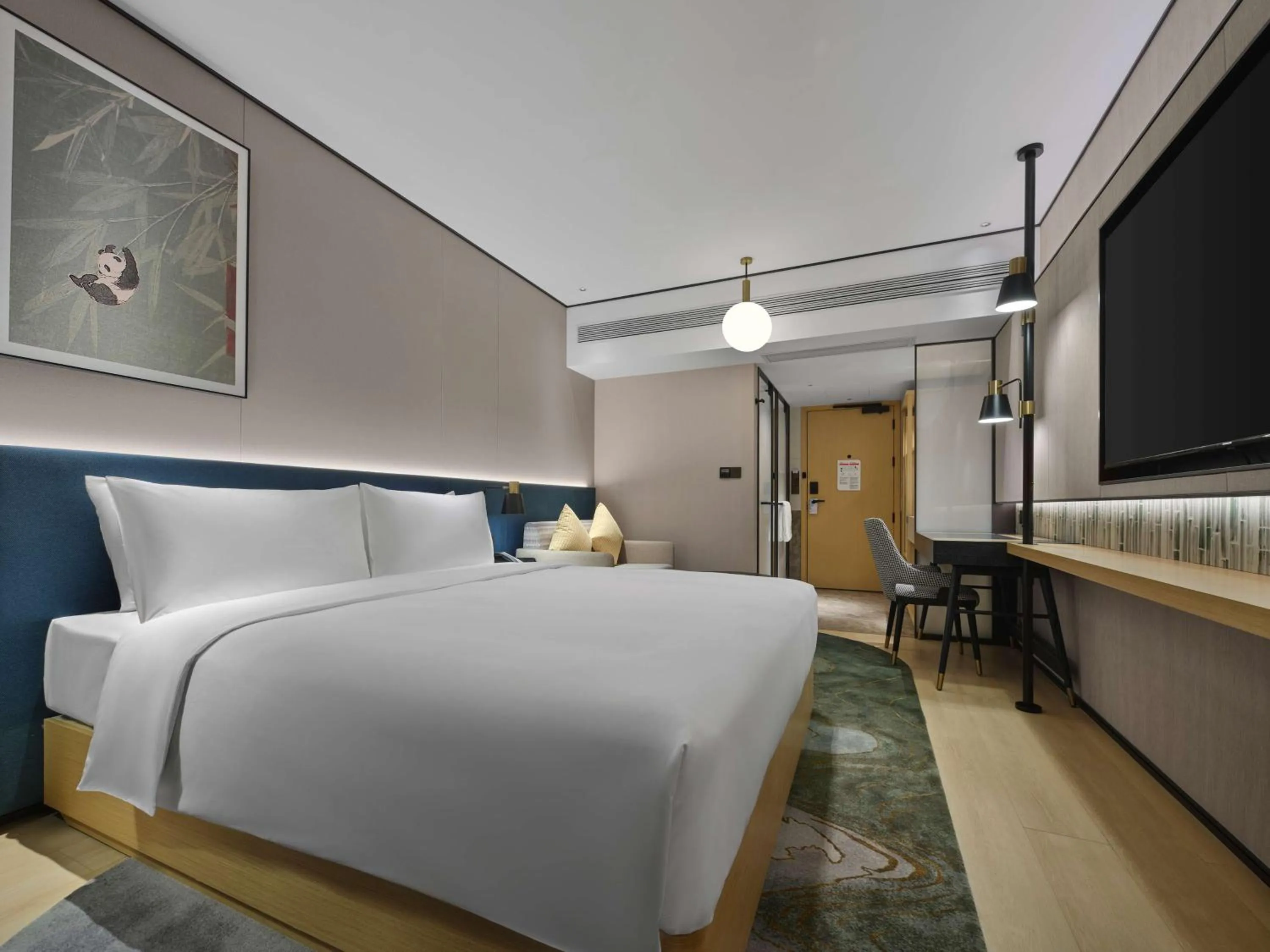 Living room, Bed in Hilton Garden Inn Chengdu Tianfu Panda Tower