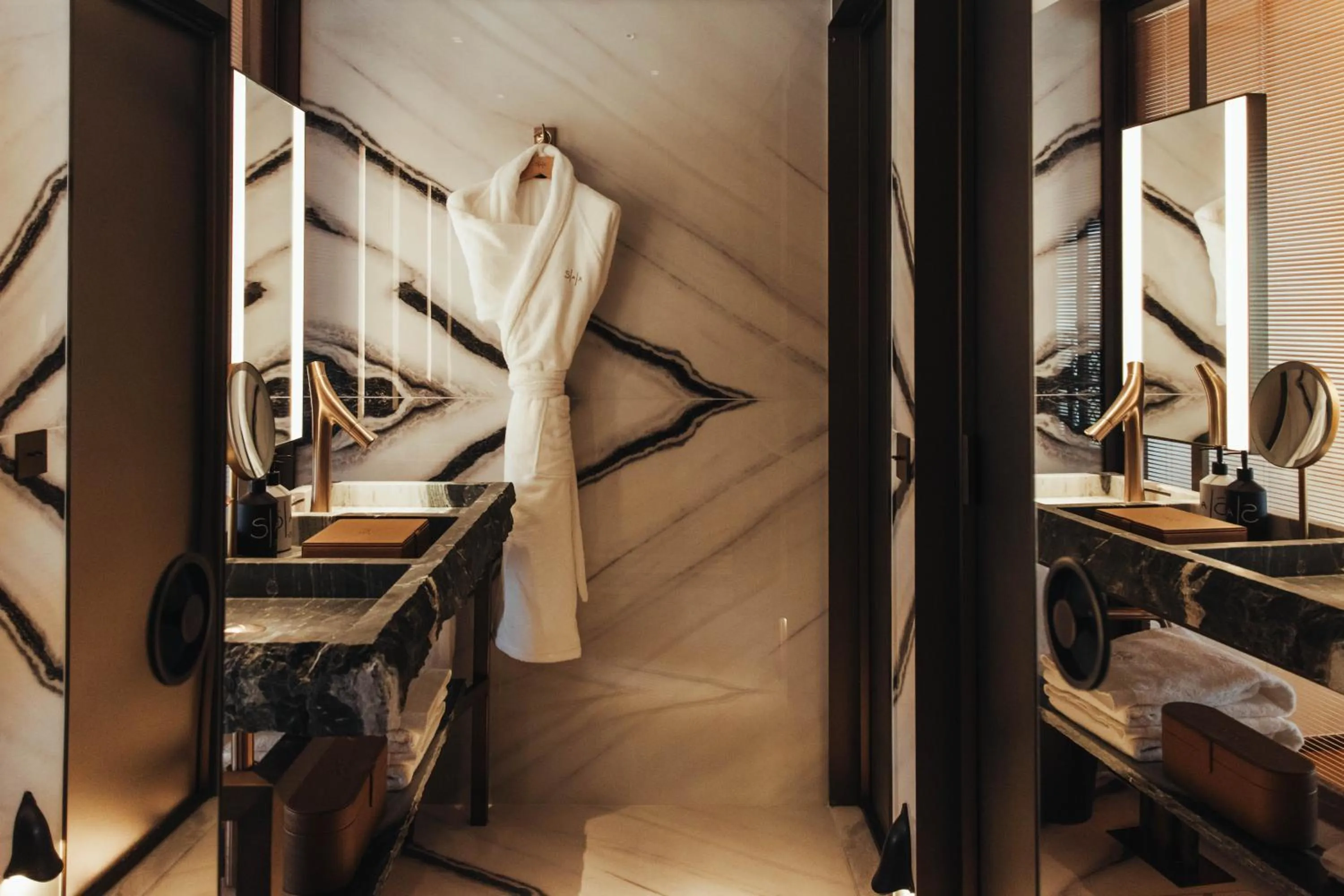 Bathroom in Hotel SAX Paris, LXR Hotels & Resorts