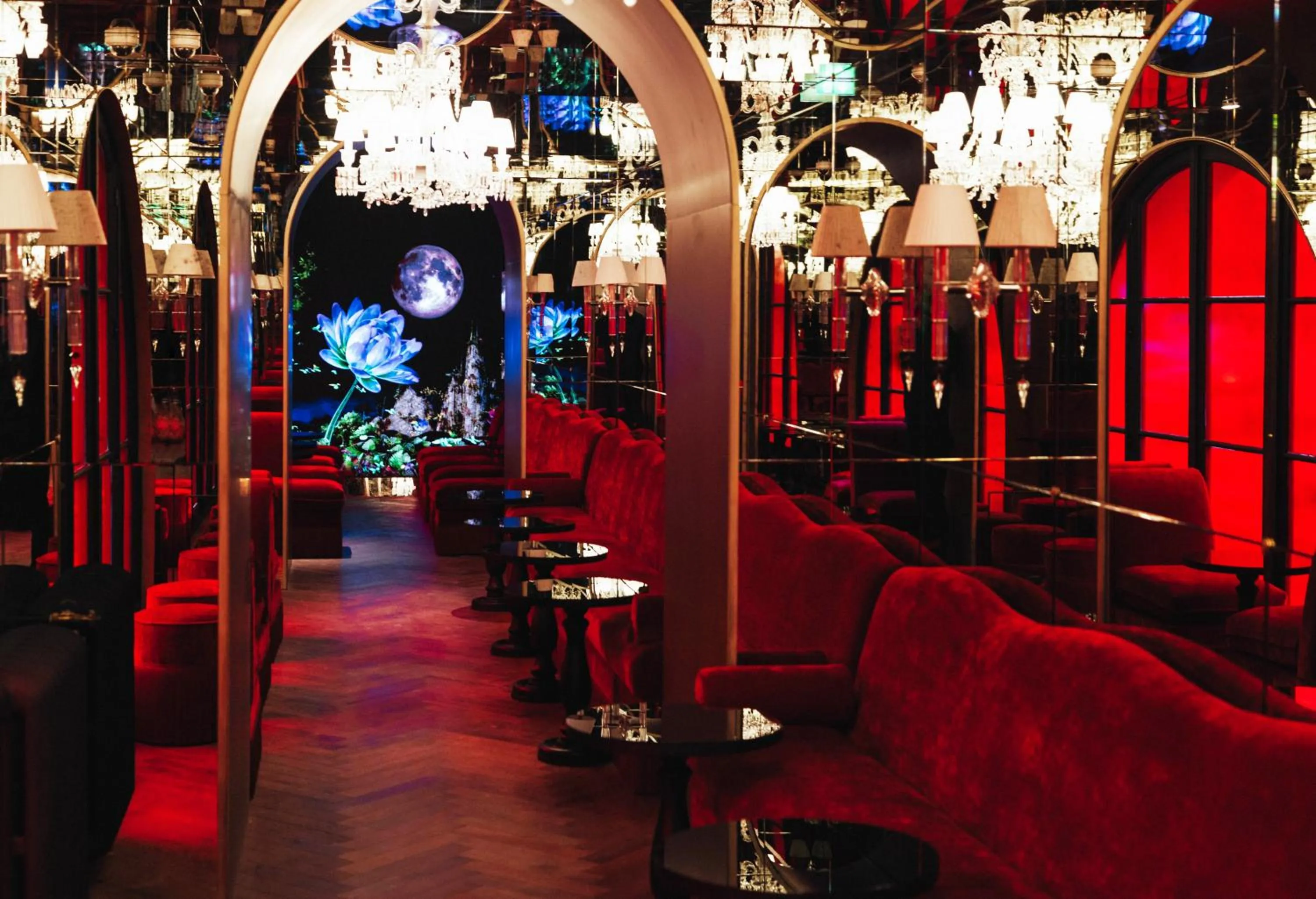 Restaurant/places to eat in Hotel SAX Paris, LXR Hotels & Resorts