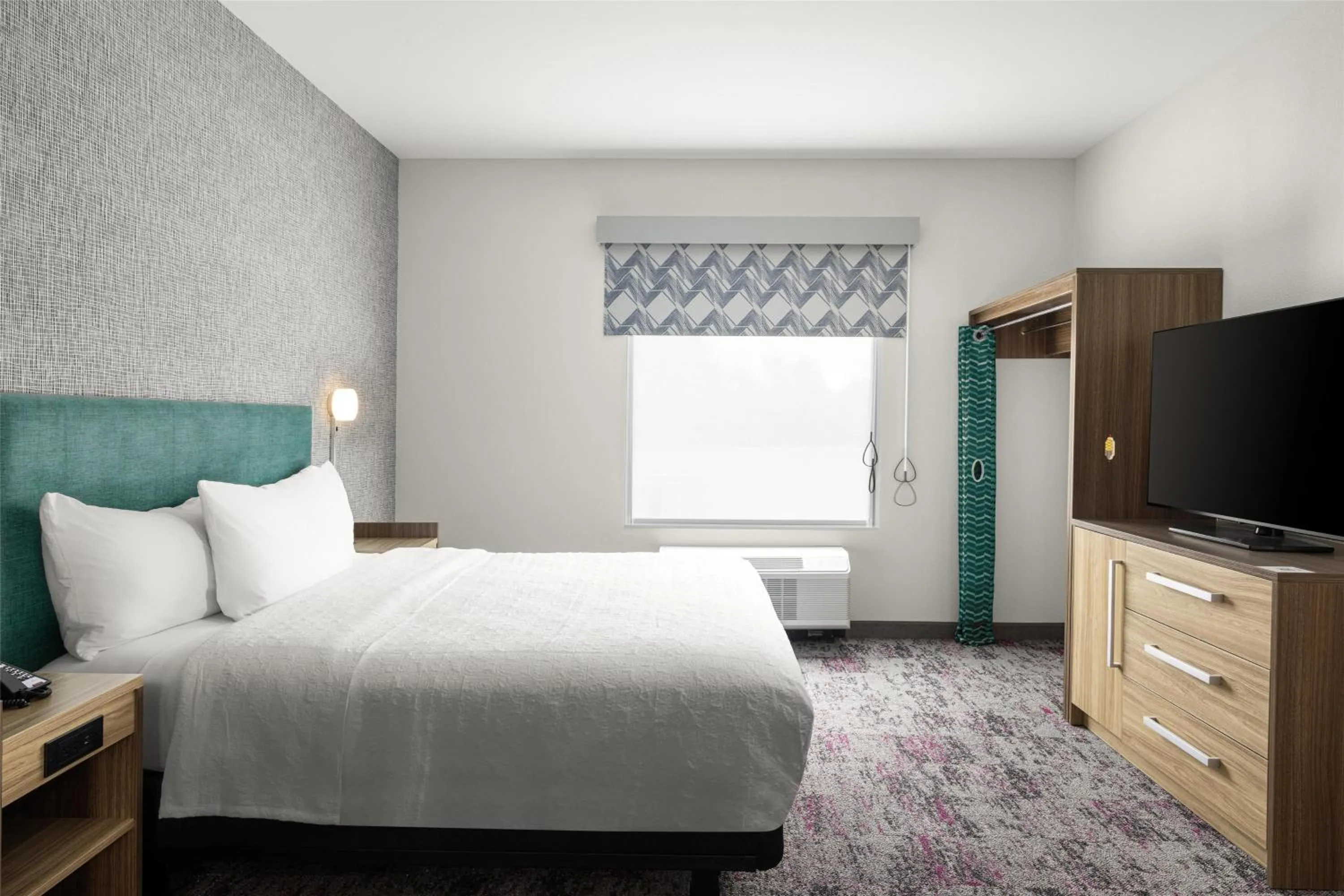 Bed in Home2 Suites By Hilton Dry Ridge