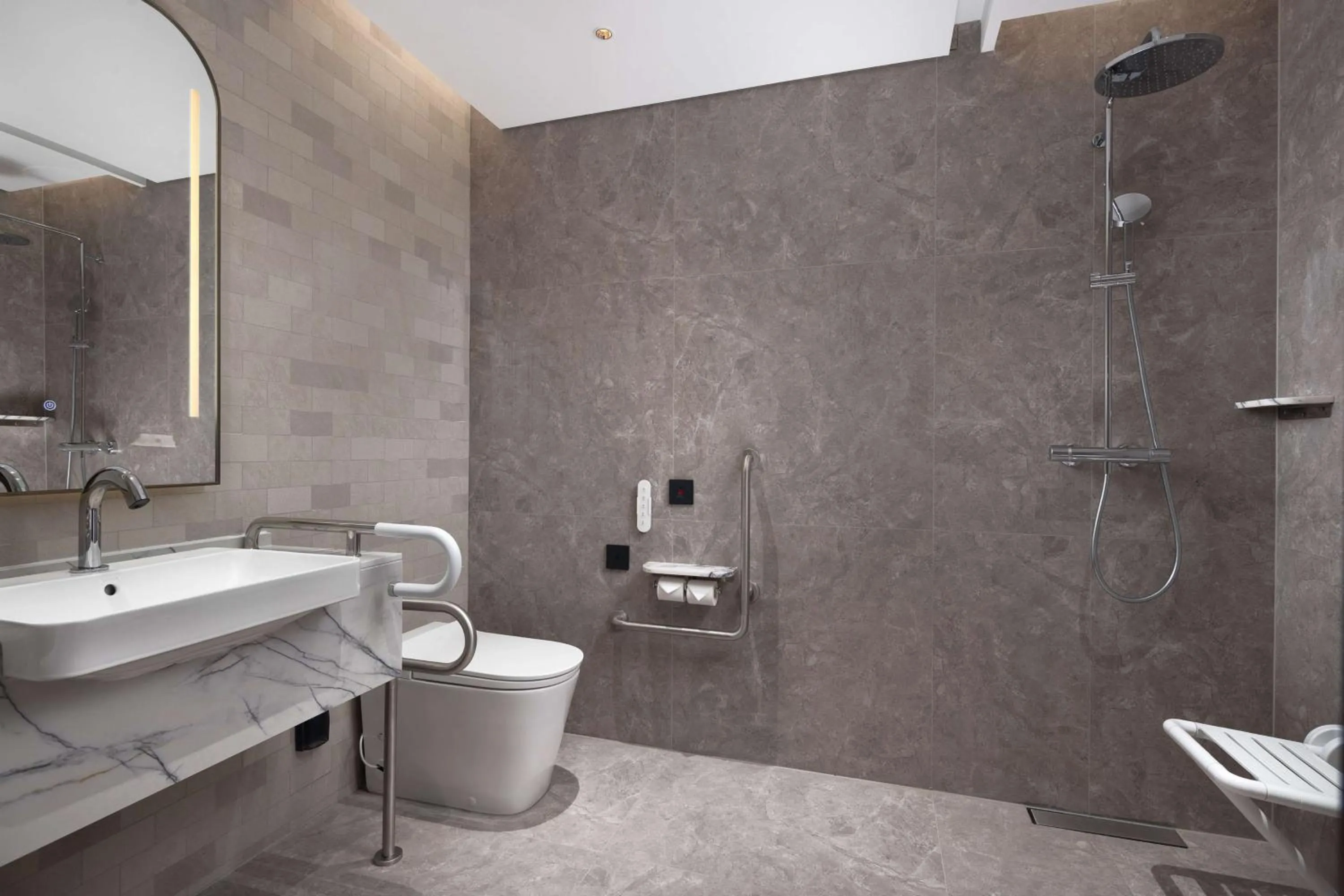 Bathroom in Hilton Garden Inn Harbin Haxi