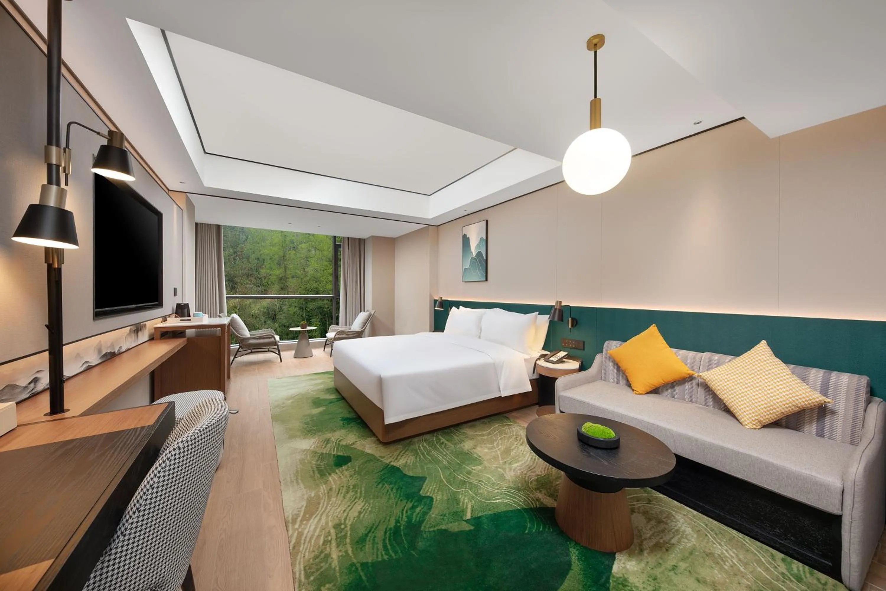 Mountain view in Hilton Garden Inn Zhangjiajie Wulingyuan