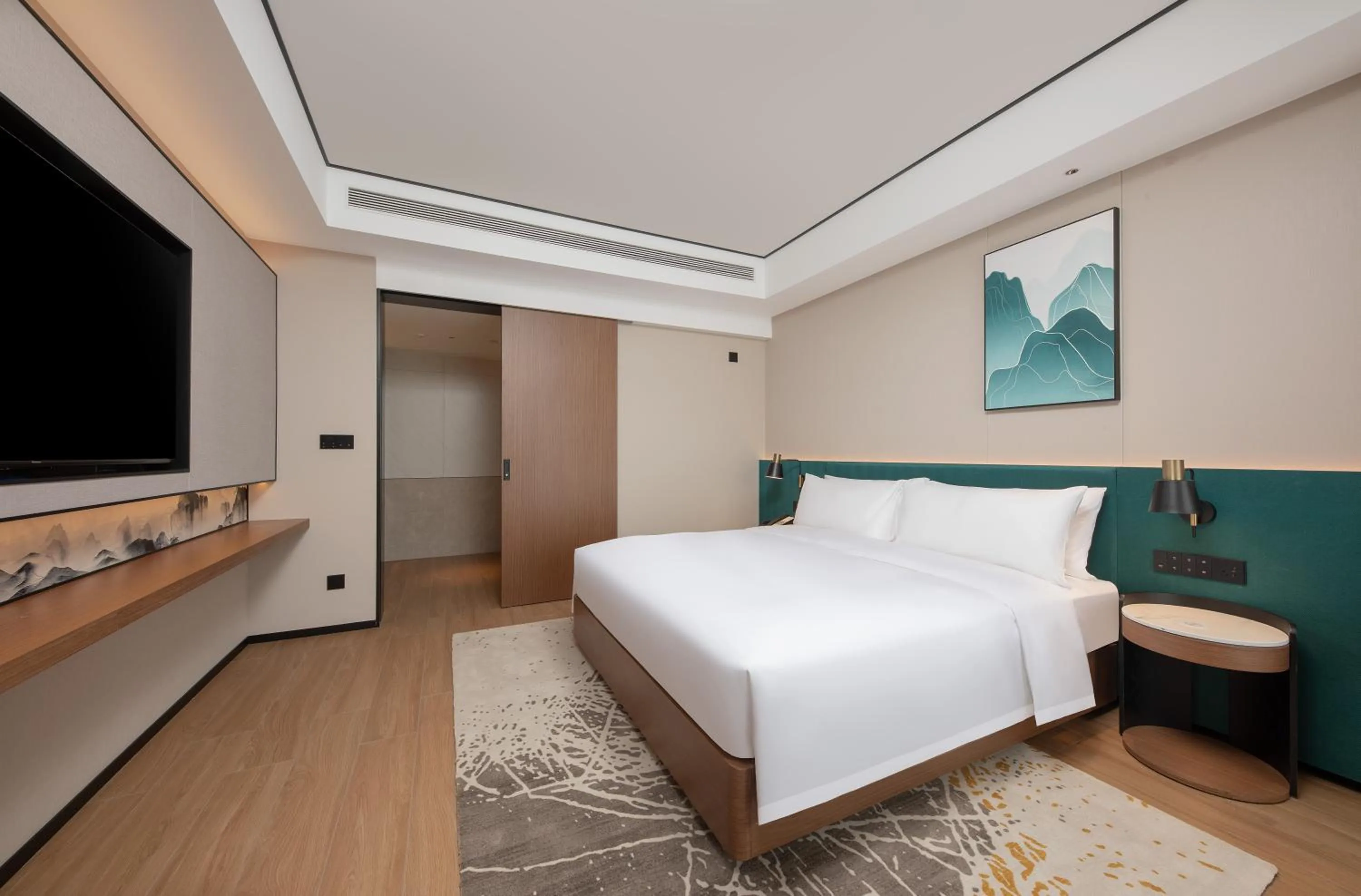 Mountain view, Bed in Hilton Garden Inn Zhangjiajie Wulingyuan