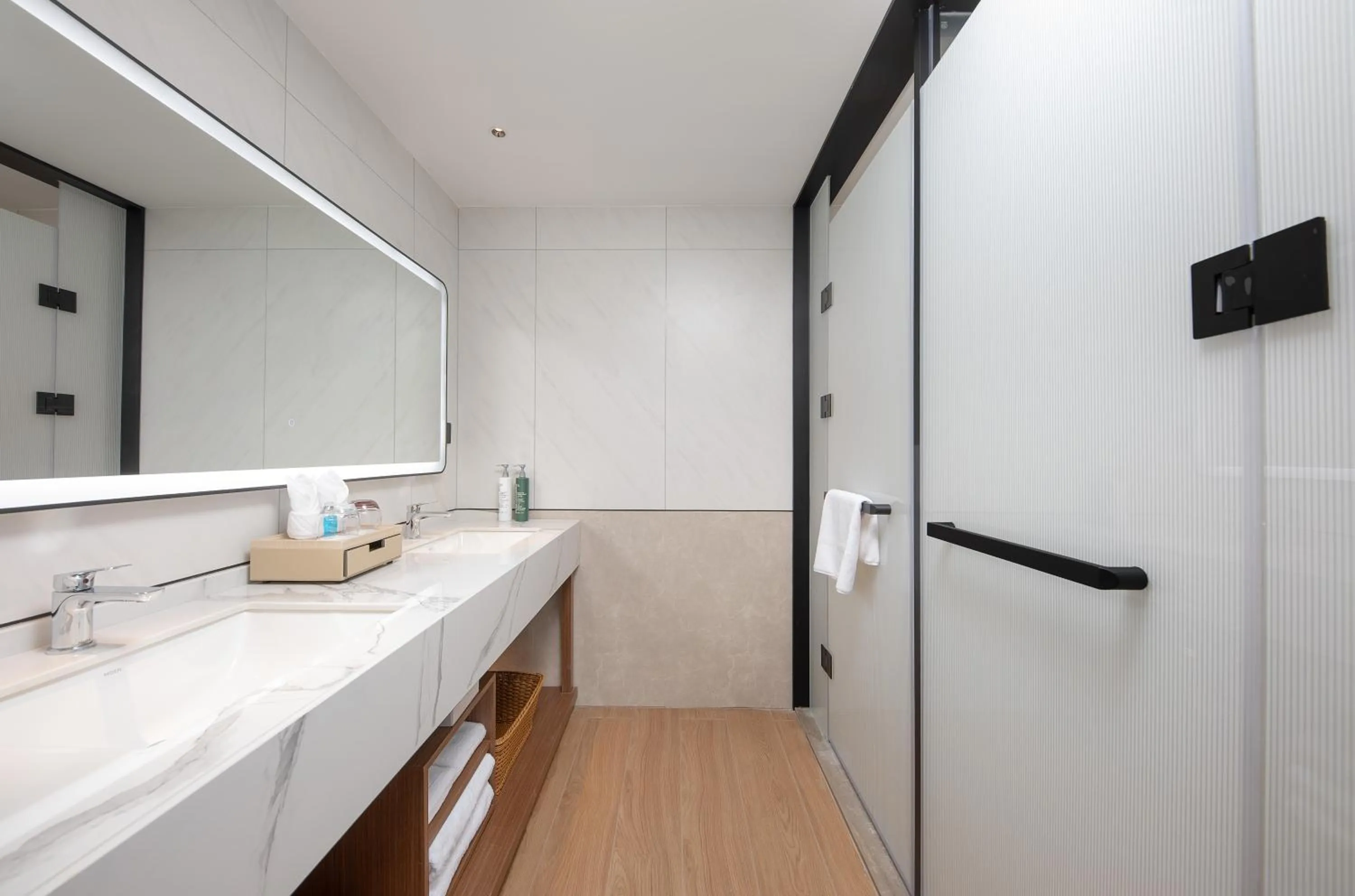 Mountain view in Hilton Garden Inn Zhangjiajie Wulingyuan