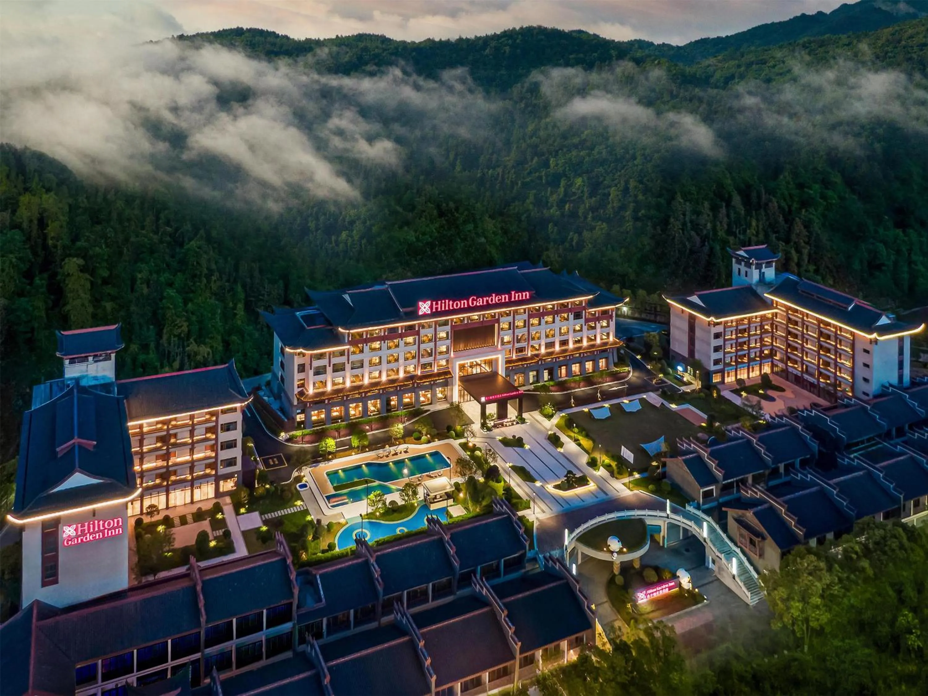 Property building in Hilton Garden Inn Zhangjiajie Wulingyuan