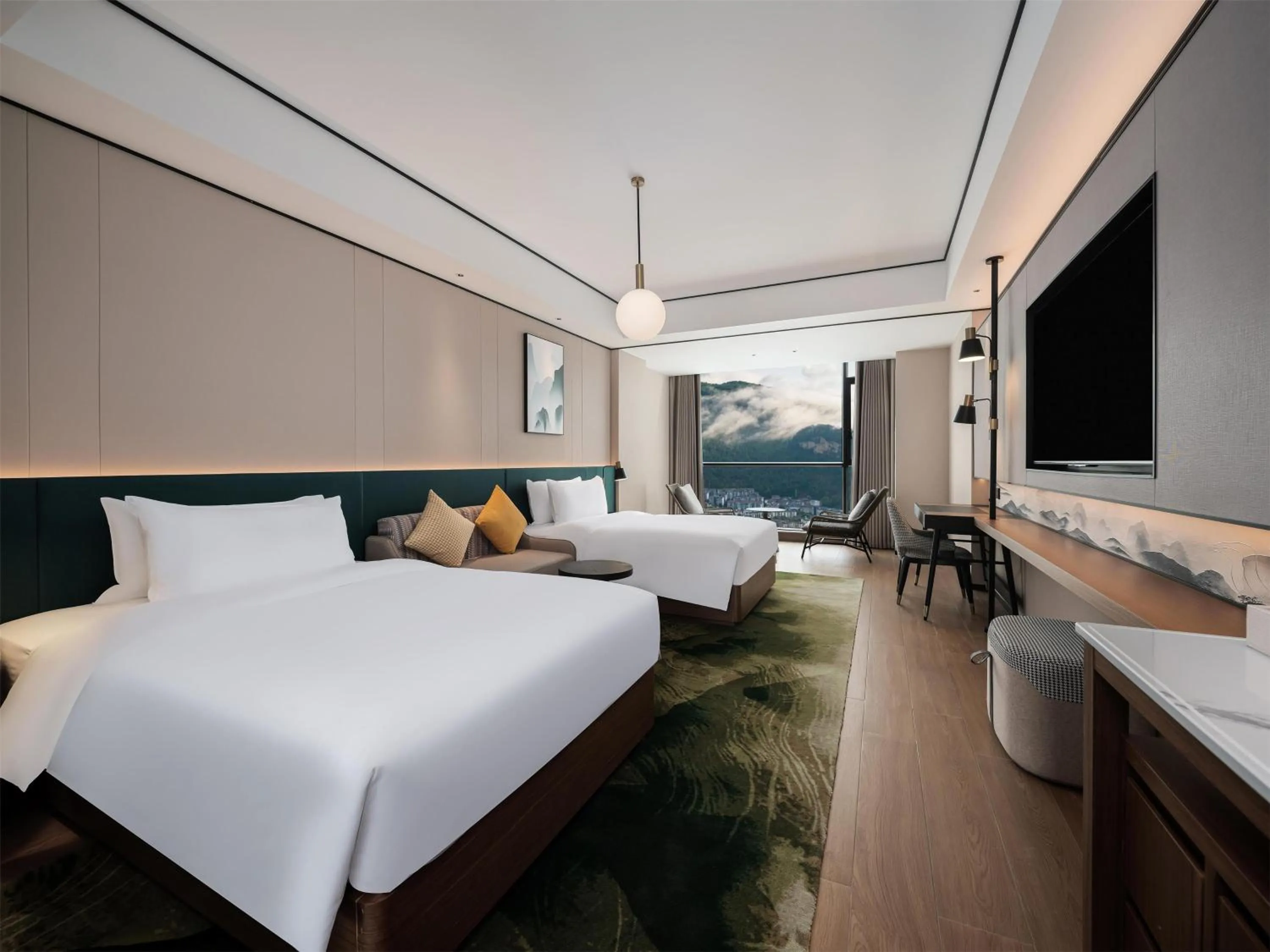 Living room, Bed in Hilton Garden Inn Zhangjiajie Wulingyuan