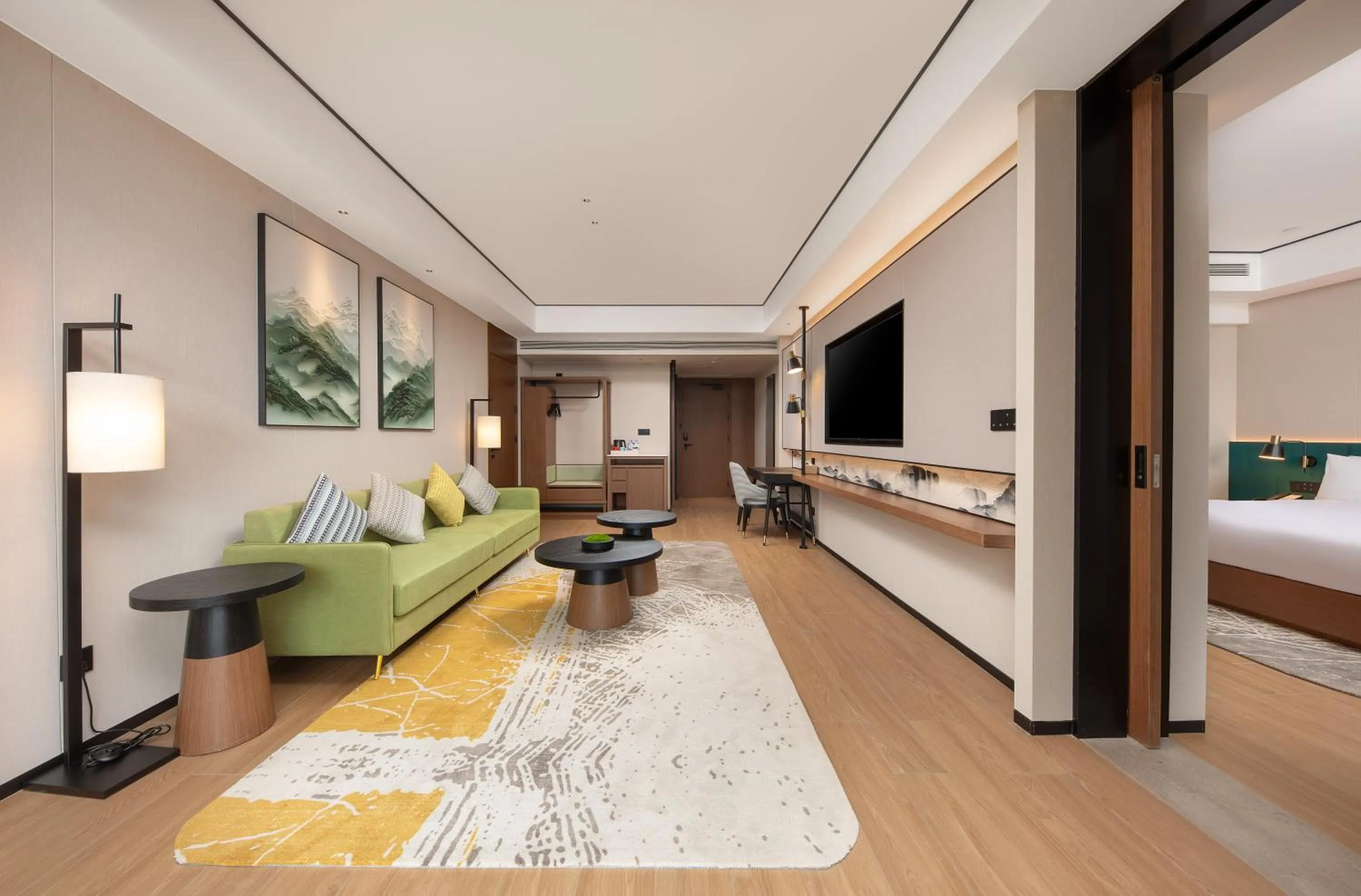 Mountain view, Bed in Hilton Garden Inn Zhangjiajie Wulingyuan